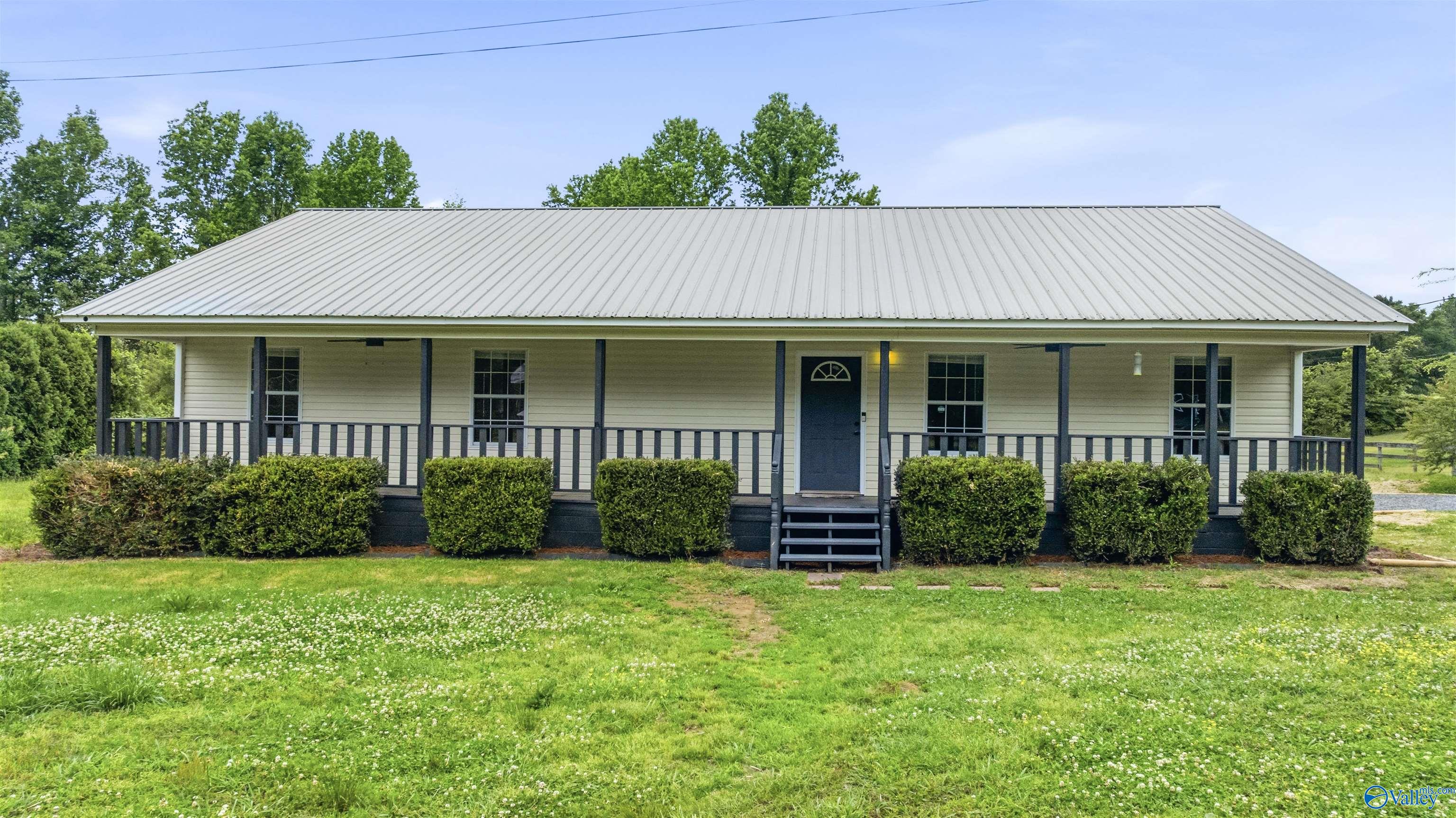 1211 Thornhill Road
