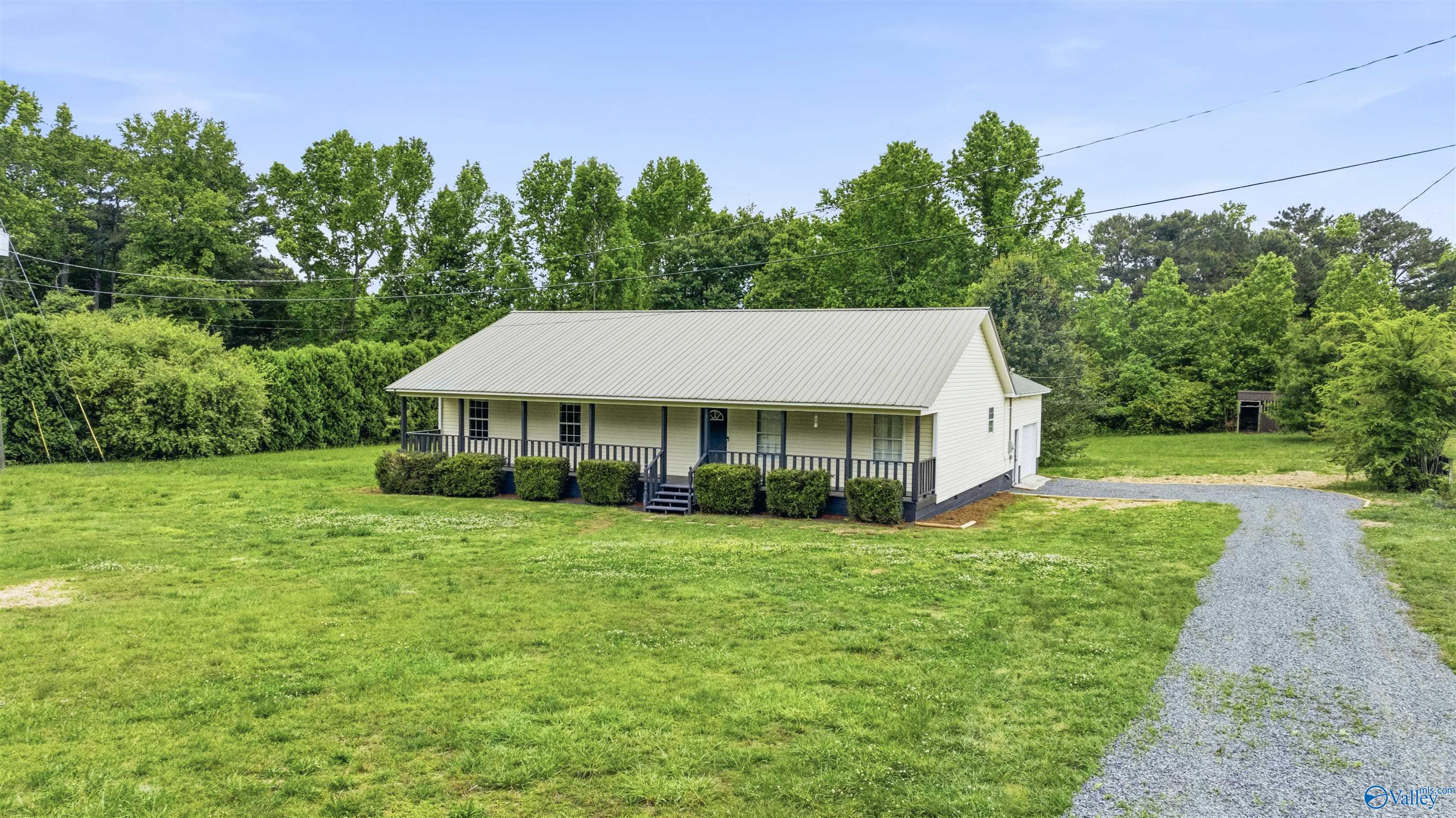 1211 Thornhill Road
