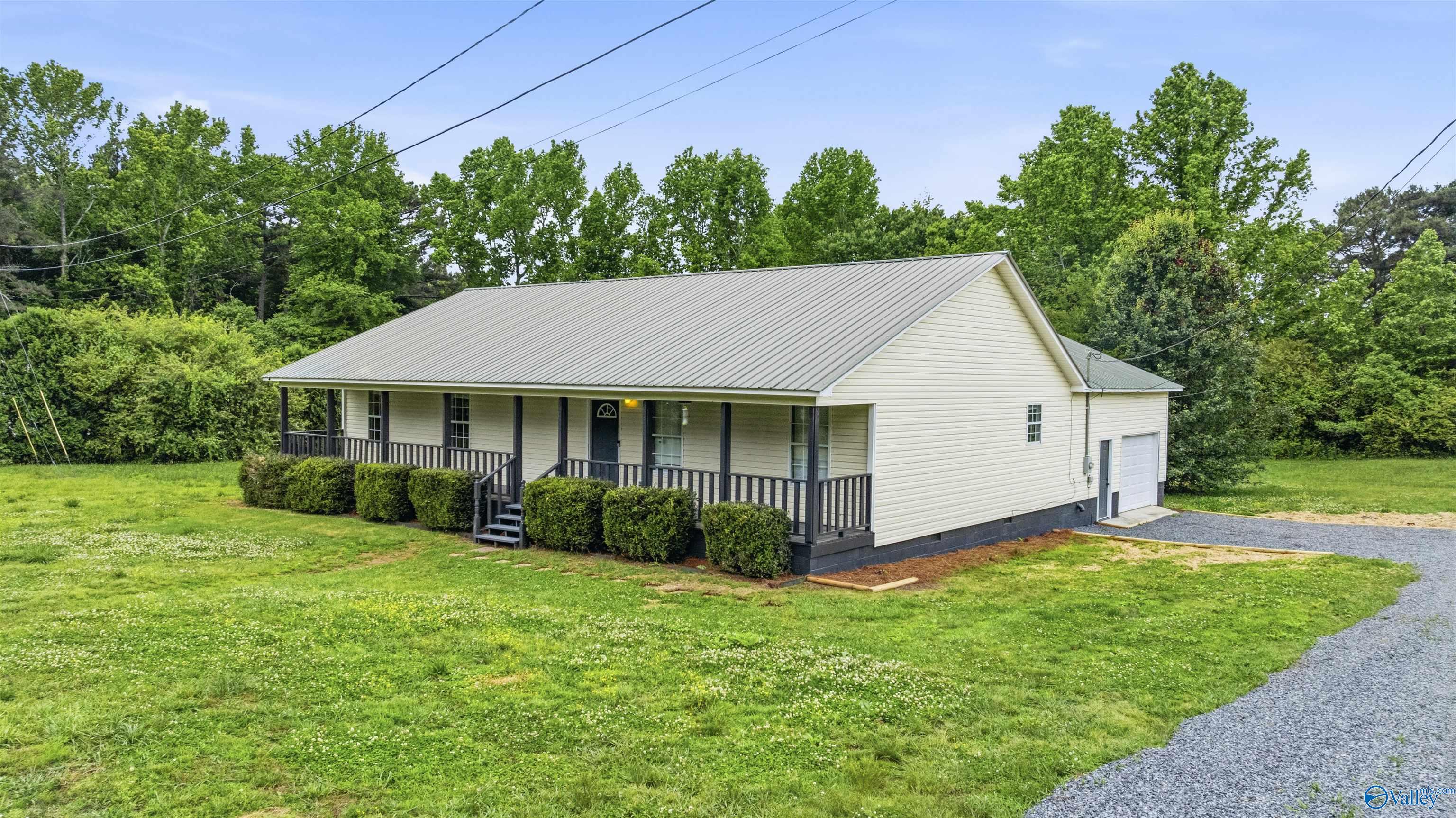 1211 Thornhill Road
