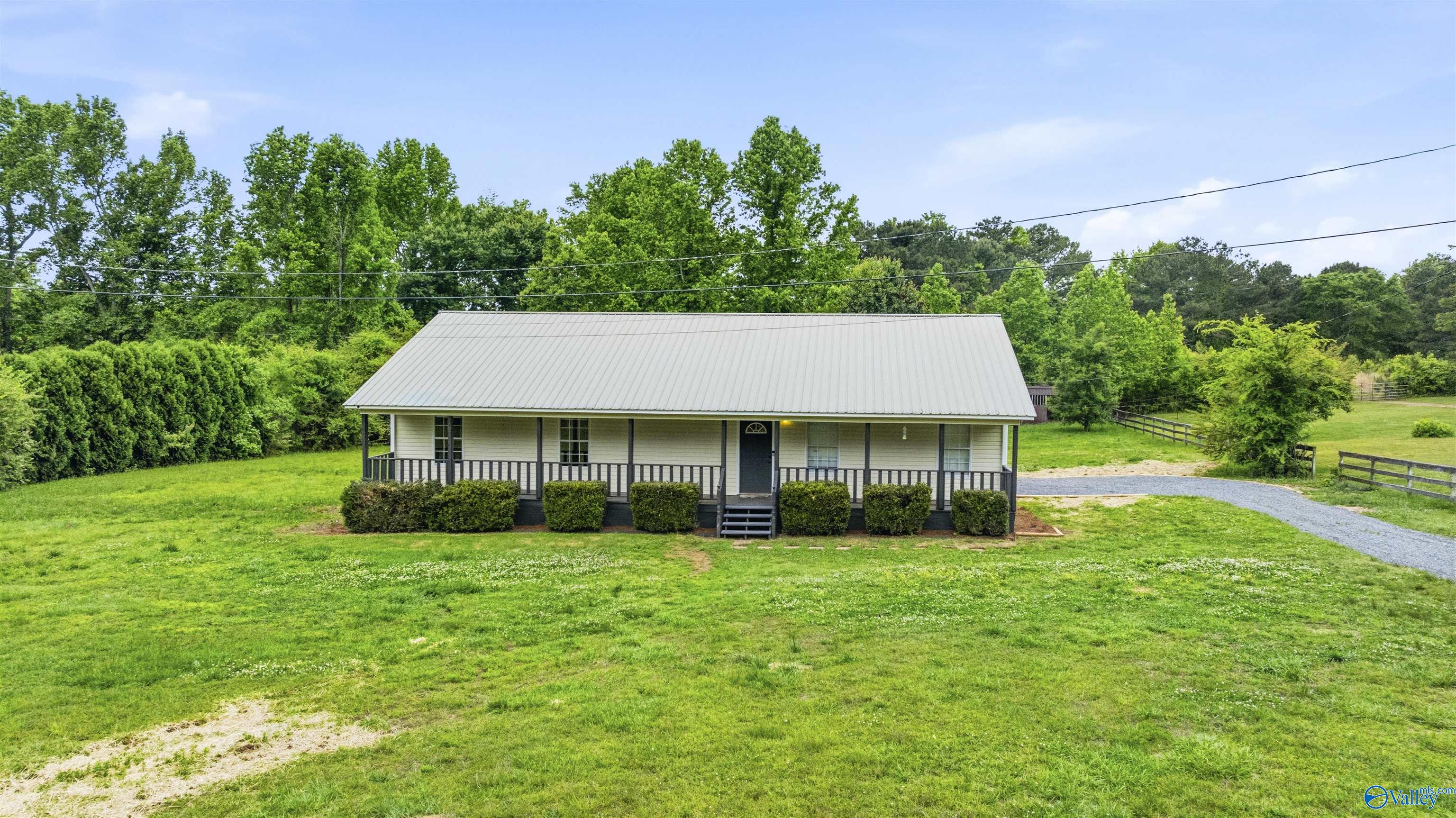 1211 Thornhill Road