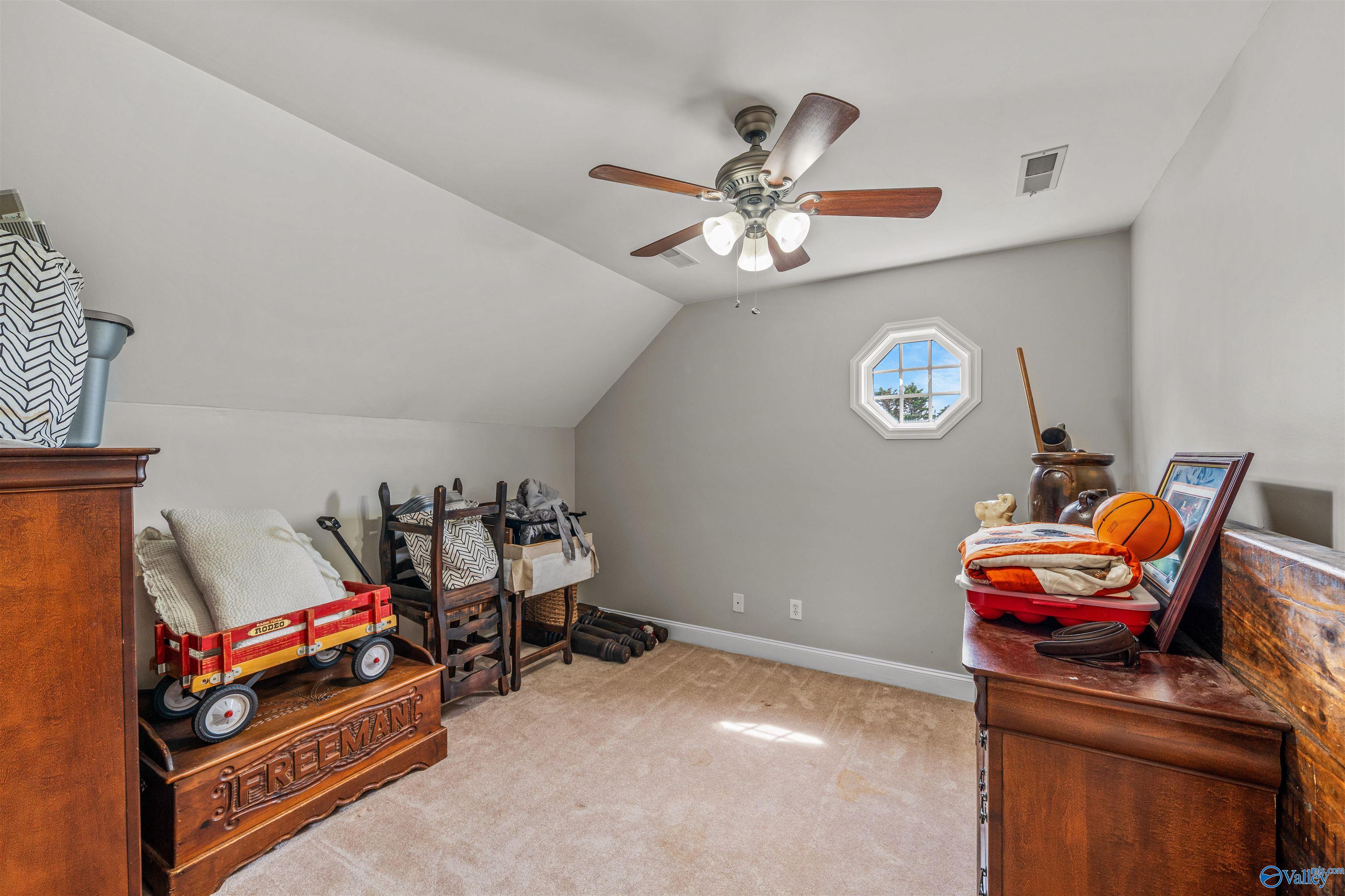 186 County Road 1026
