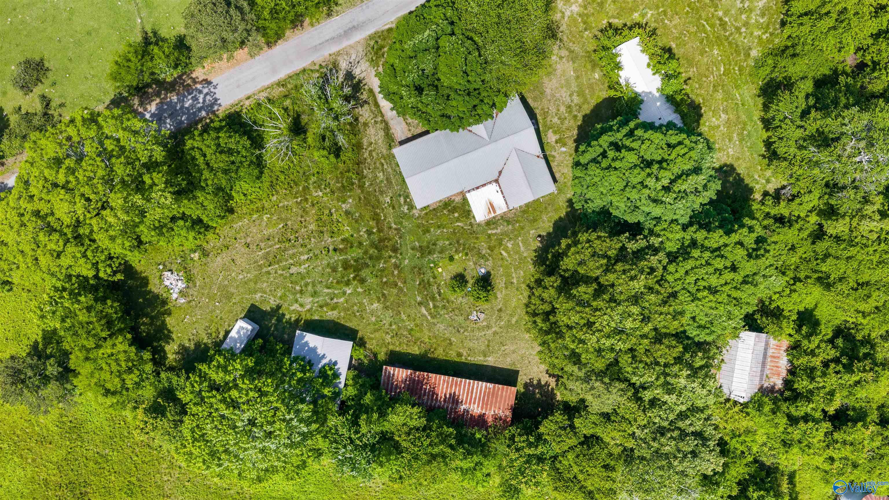 1048 County Road 730
