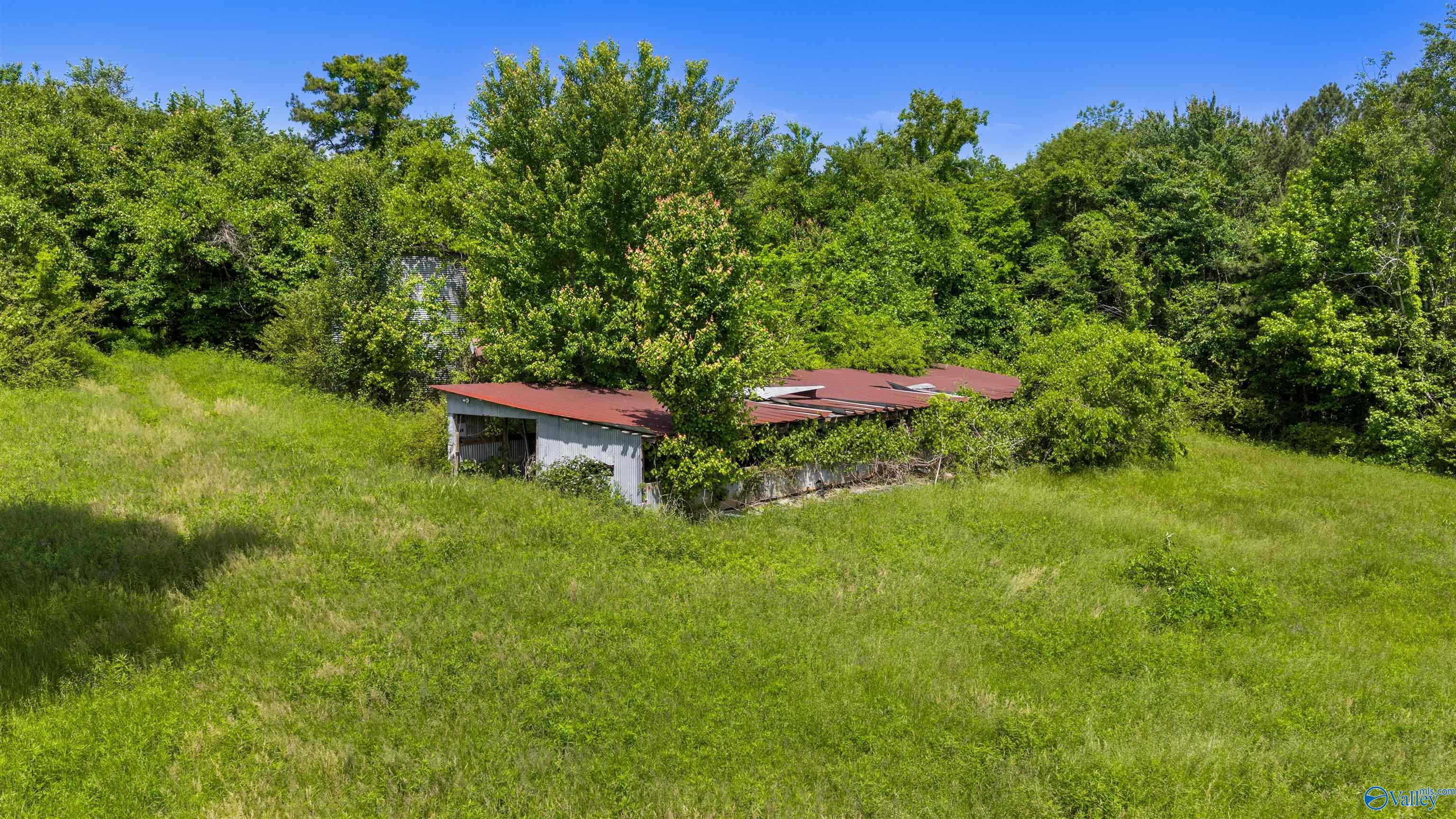 1048 County Road 730