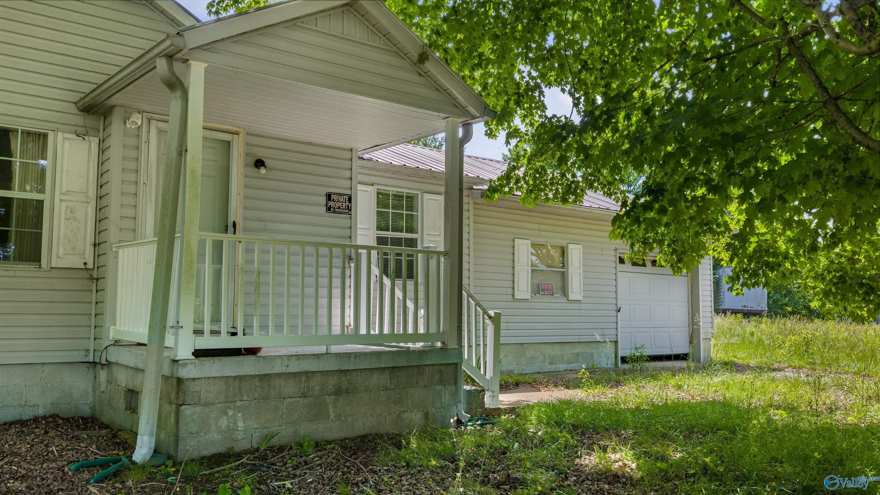 1048 County Road 730