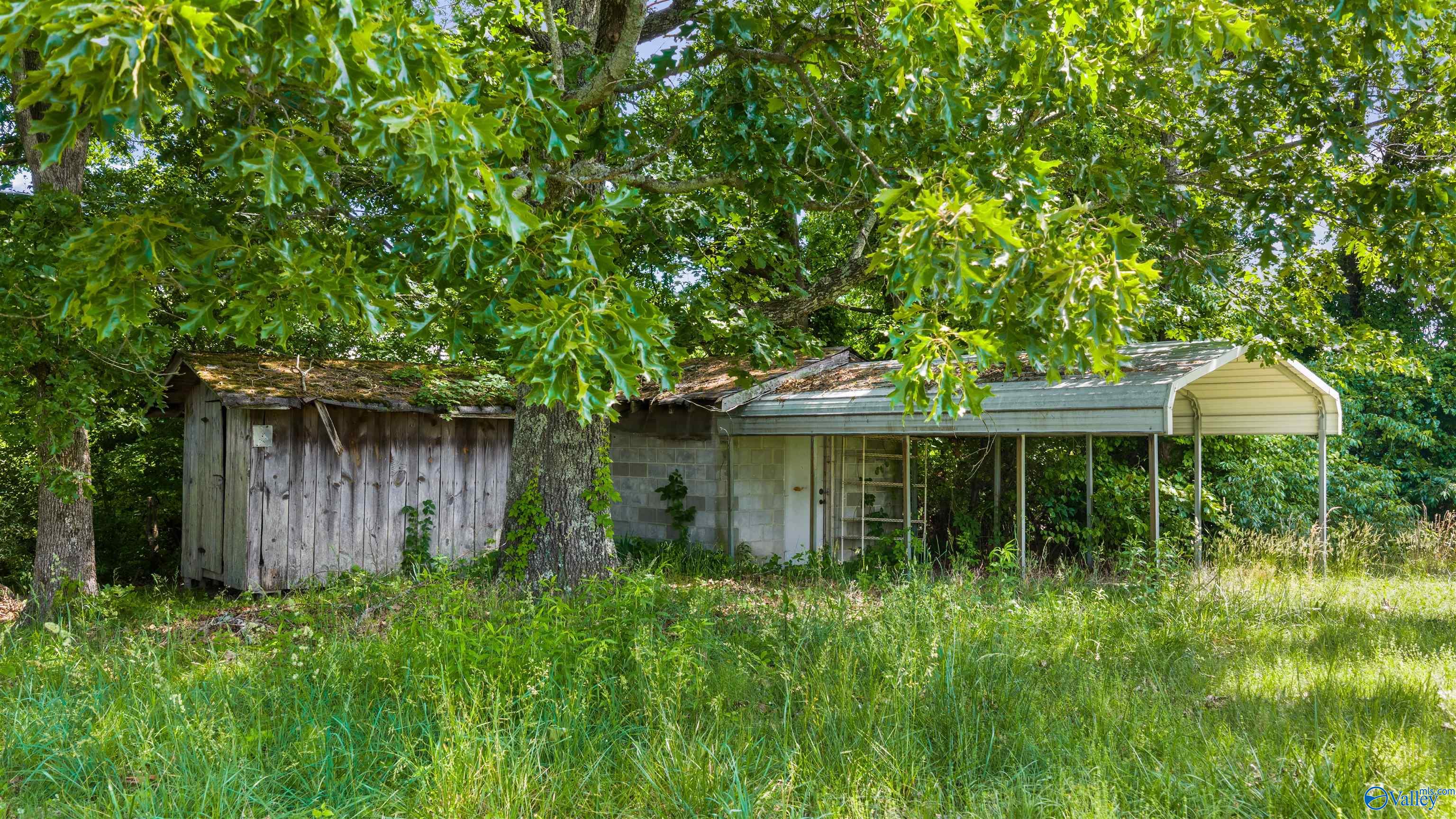 1048 County Road 730