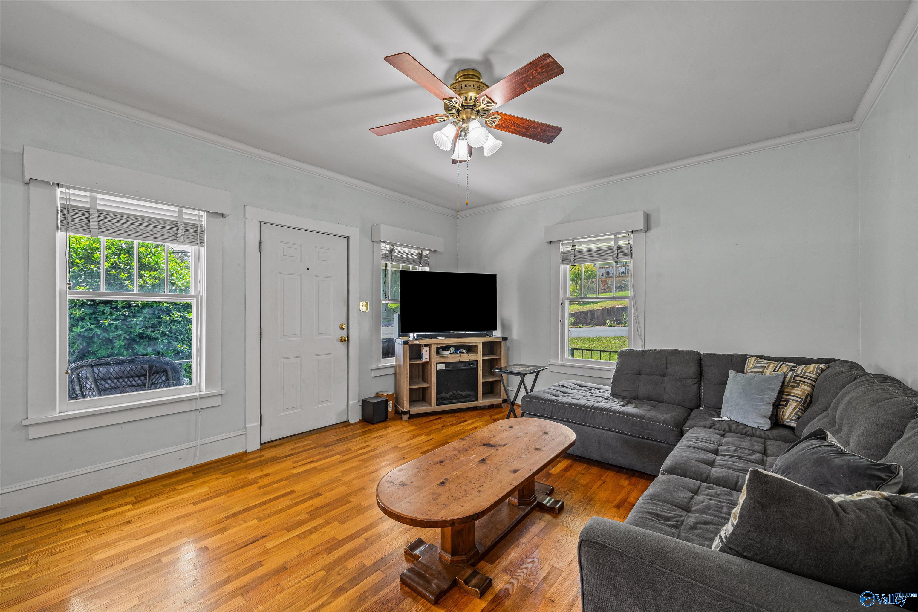 311 8th Street NW
