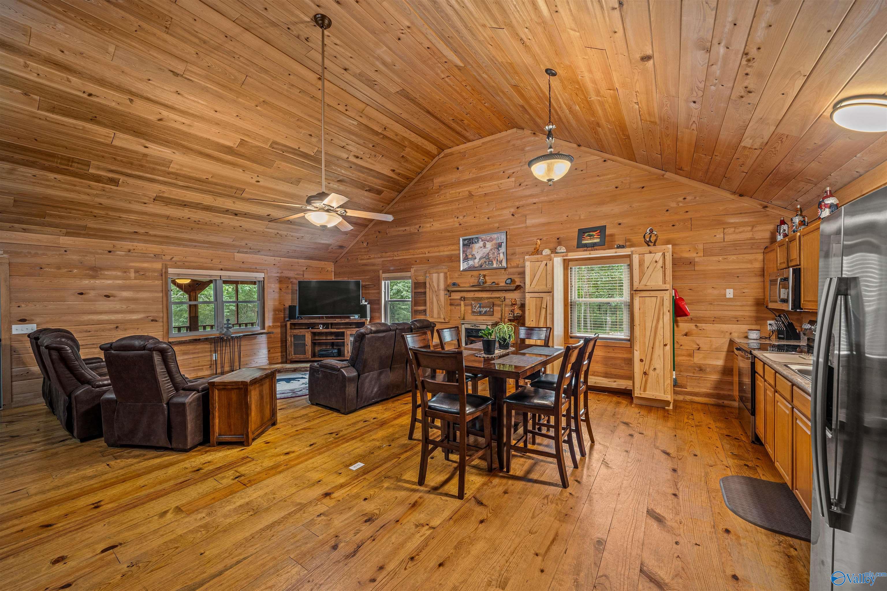 400 County Road 369