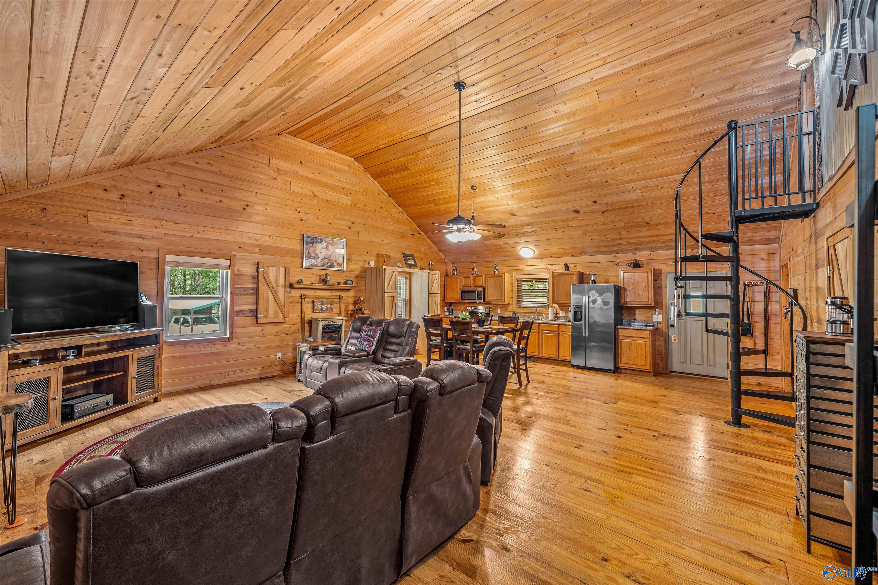 400 County Road 369
