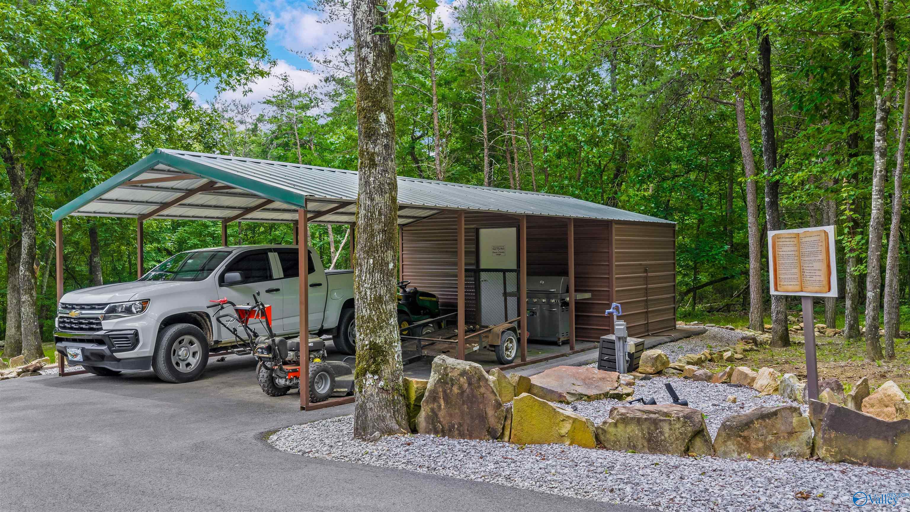 400 County Road 369