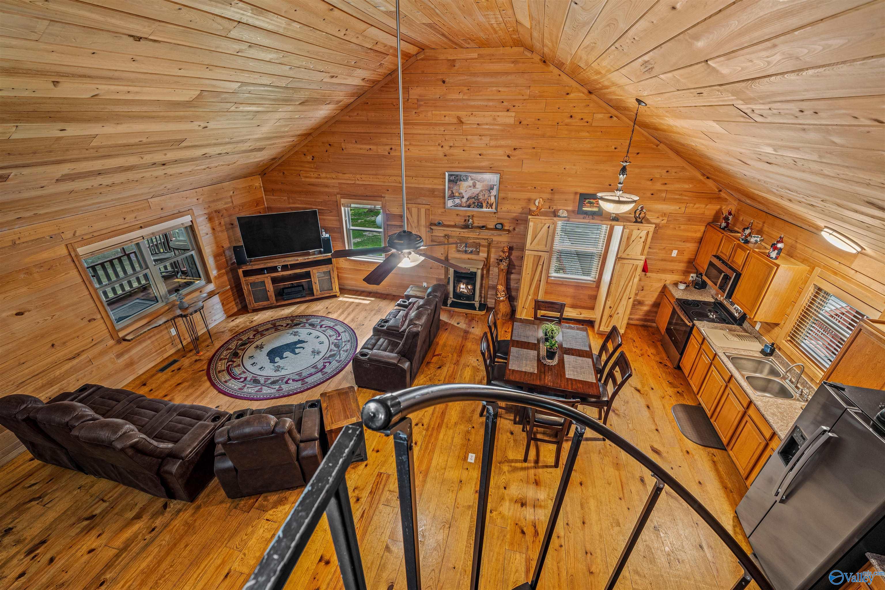 400 County Road 369