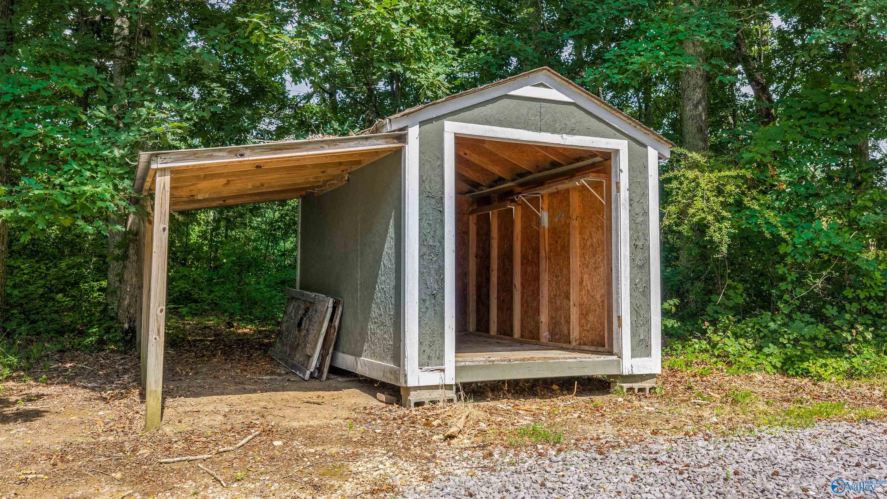 1905 Cooper Road