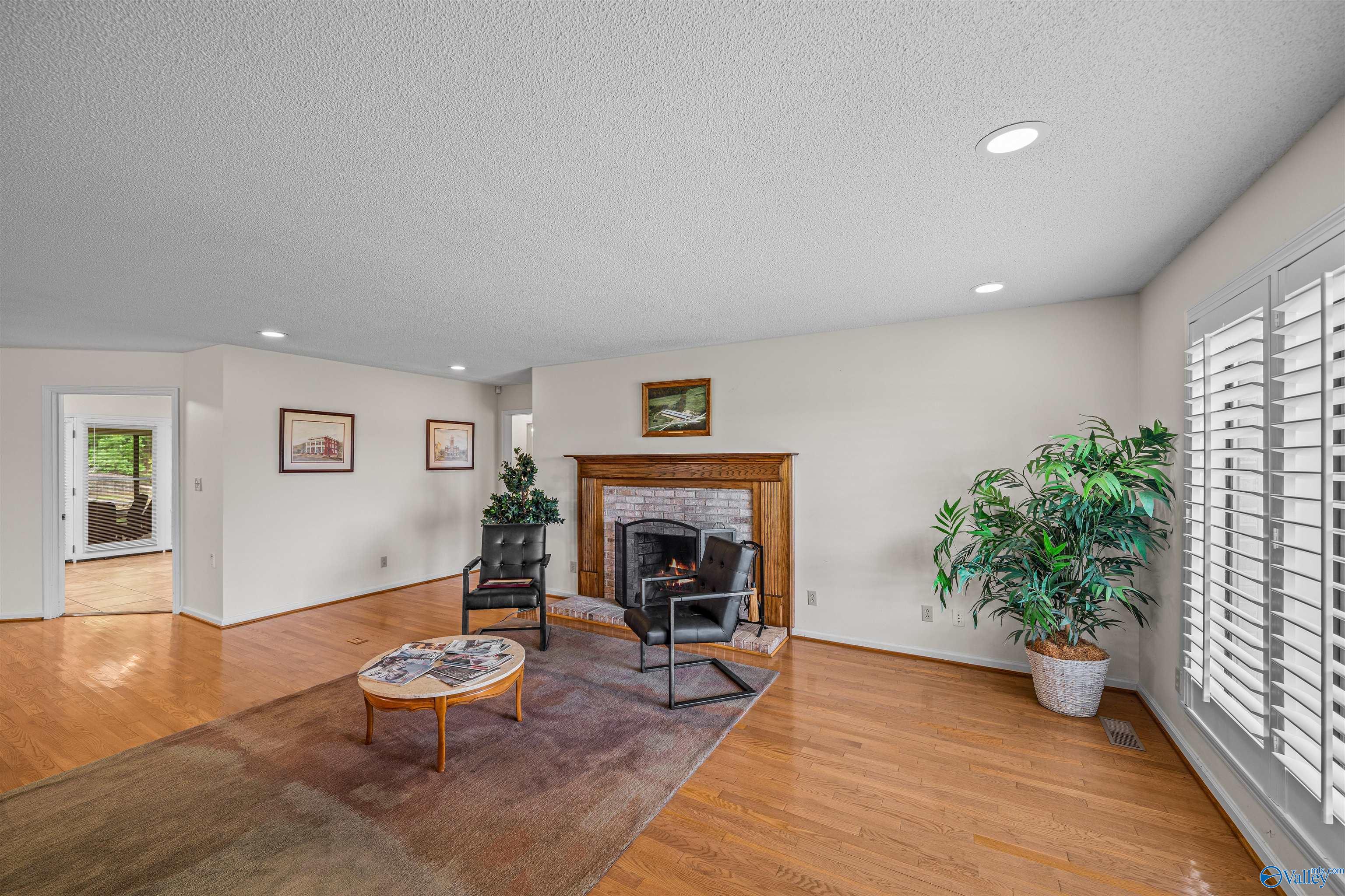 4486 County Road 458