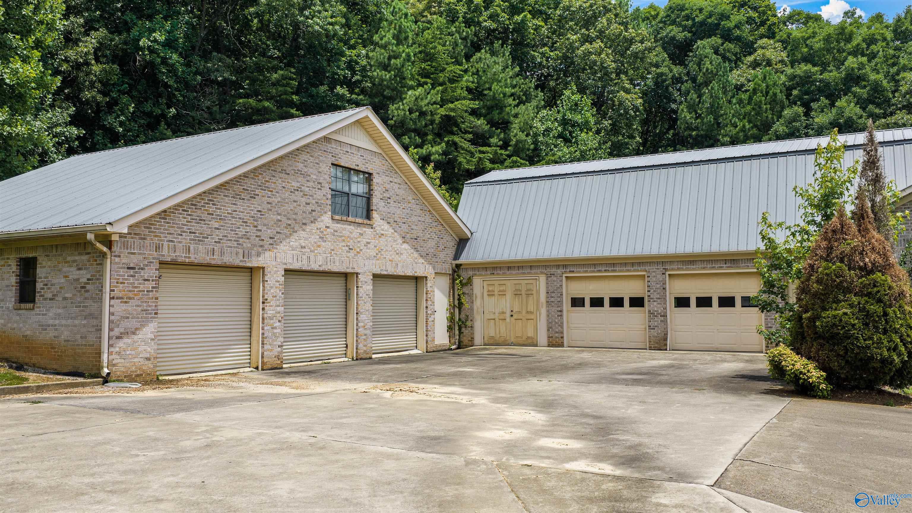 4486 County Road 458