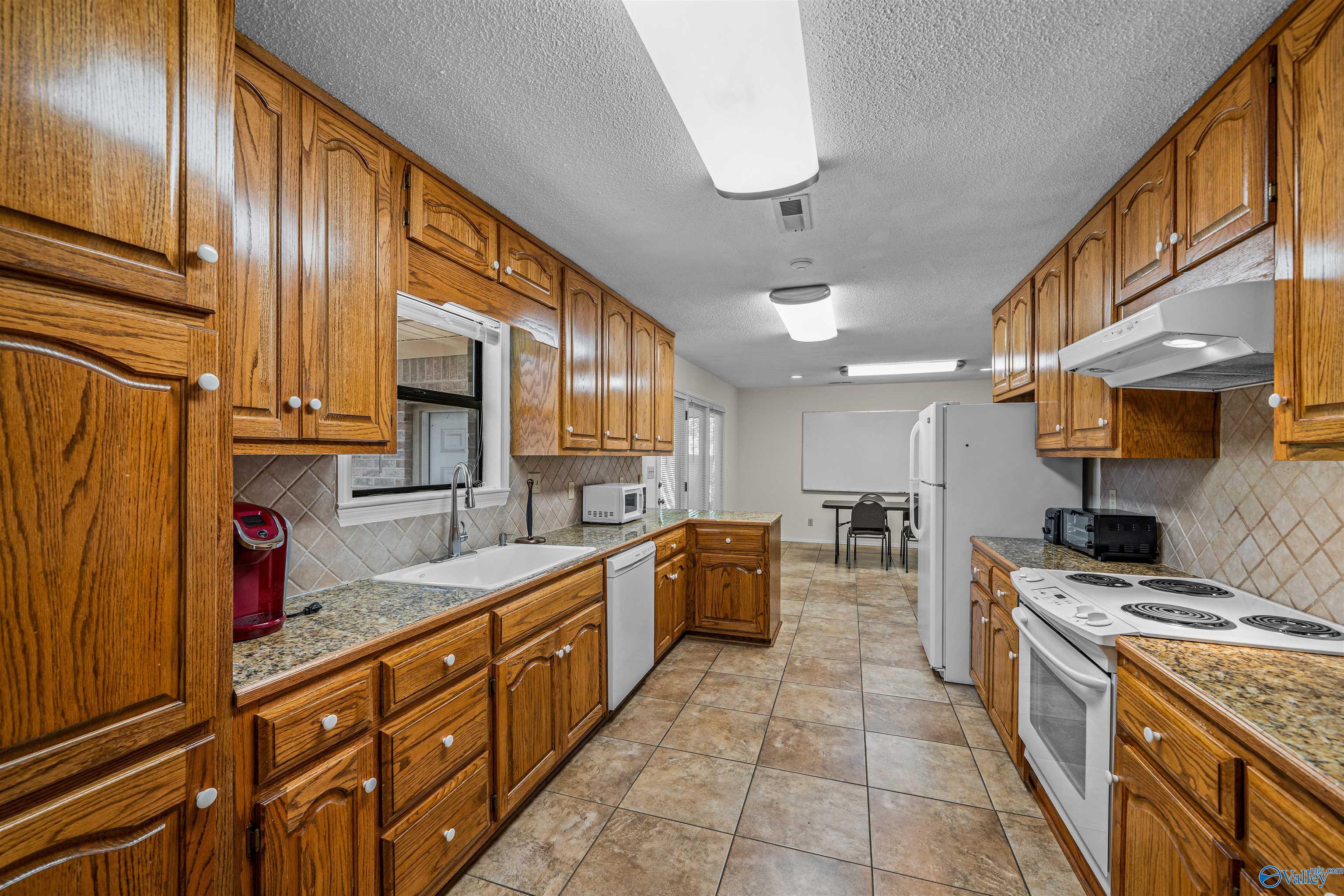 4486 County Road 458