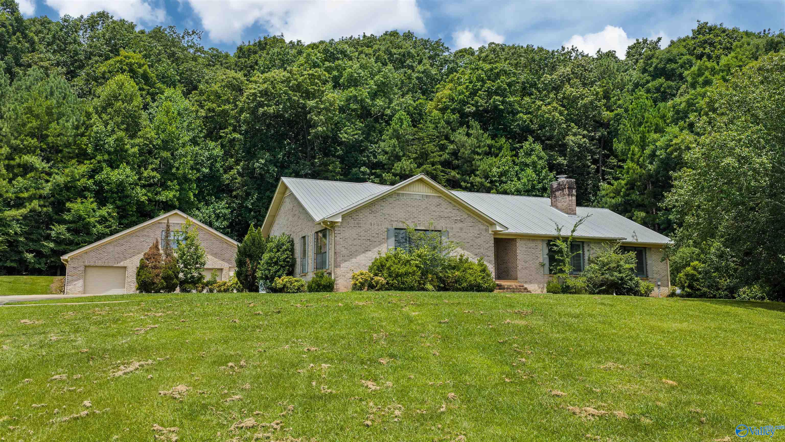 4486 County Road 458