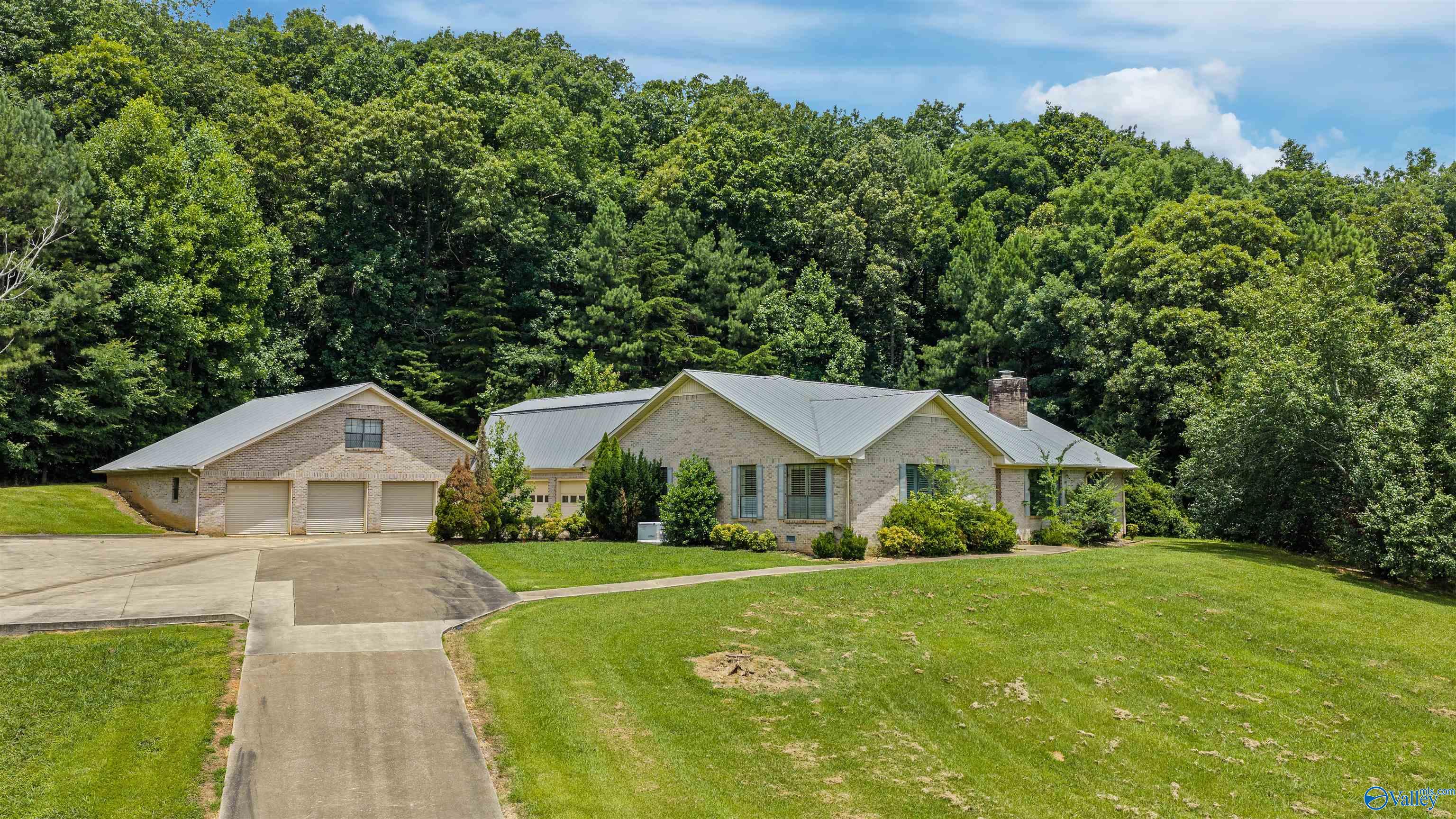 4486 County Road 458