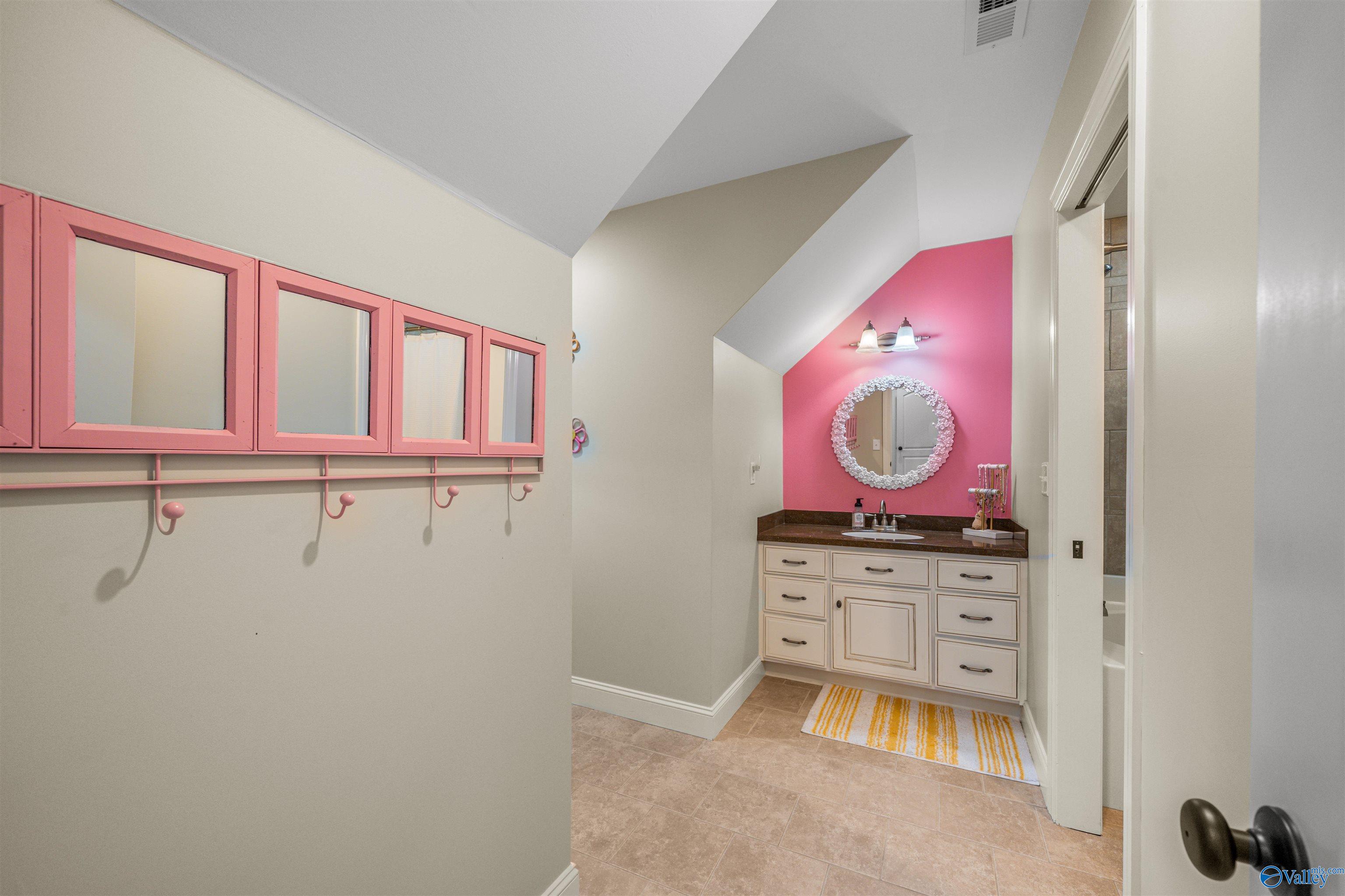 339 Bobo Hollow Drive