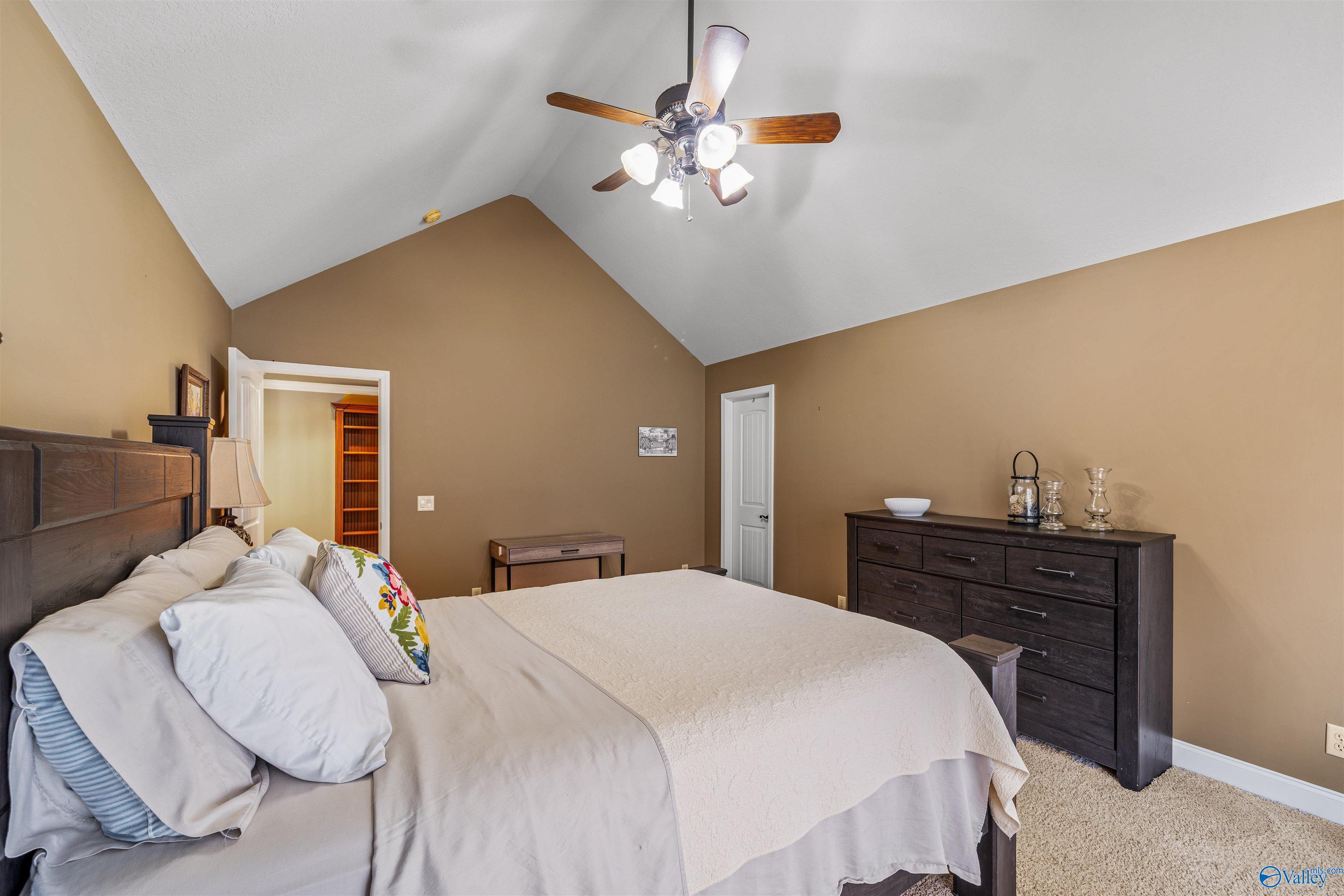 412 County Road 1027