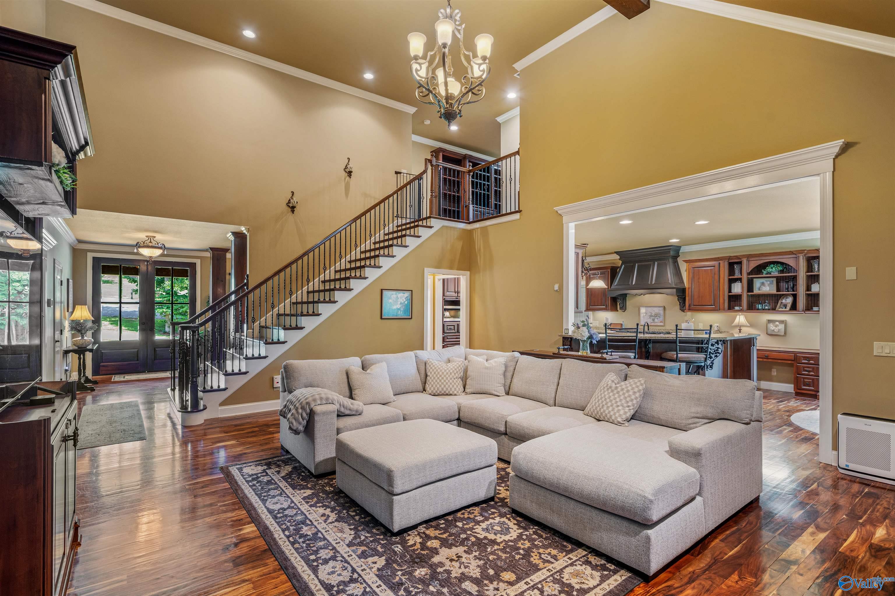 412 County Road 1027