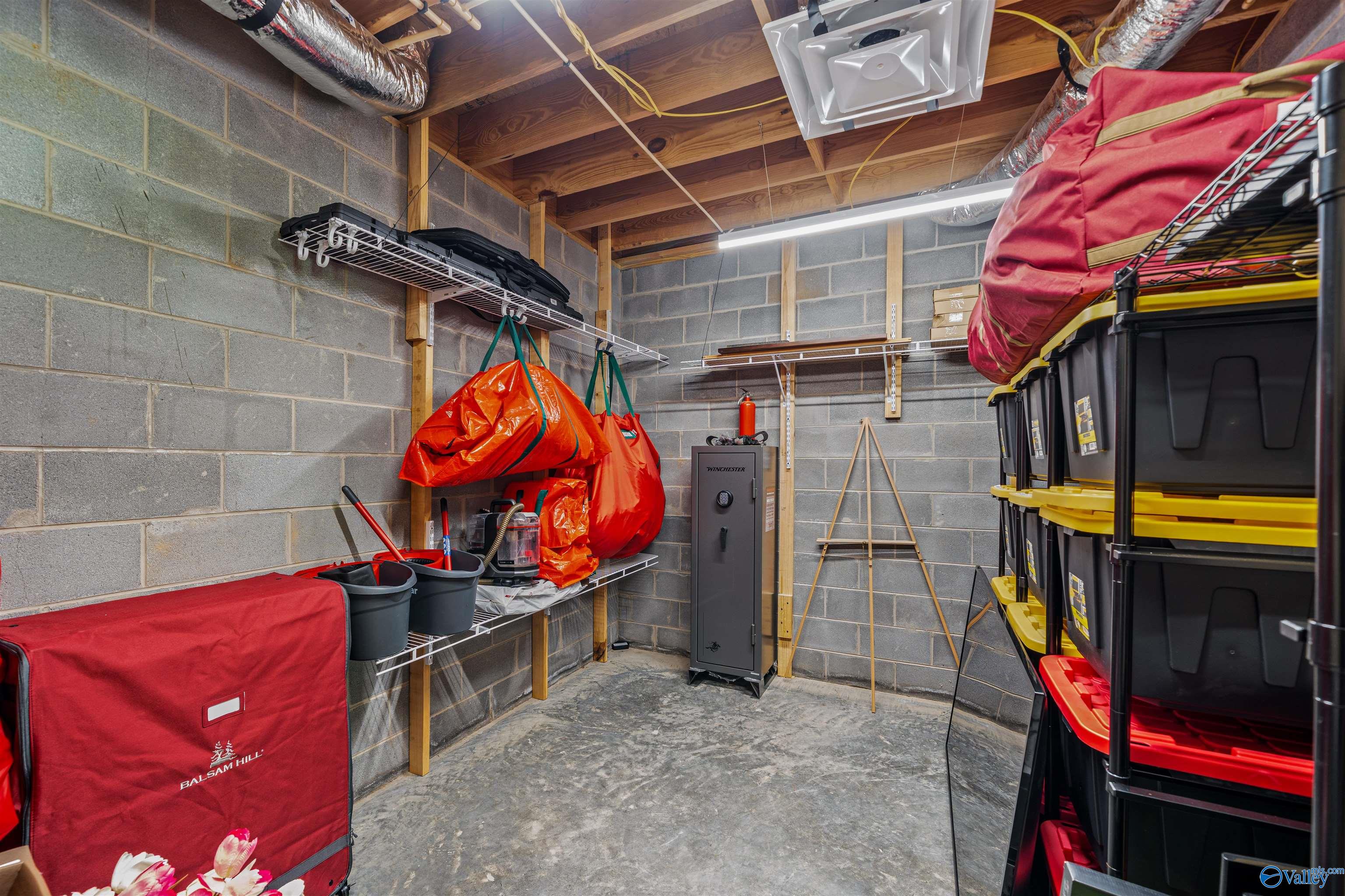 412 County Road 1027