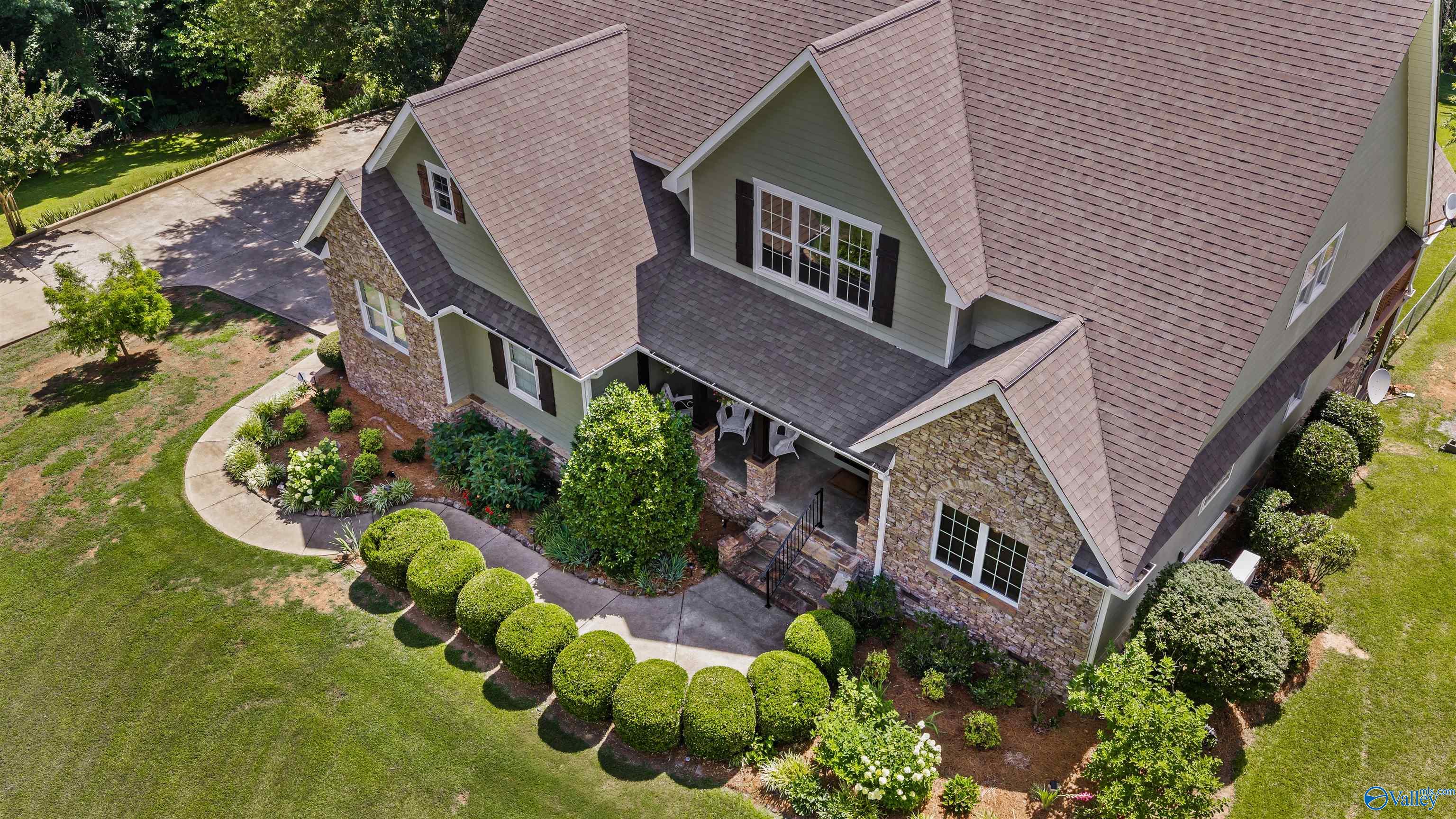 412 County Road 1027