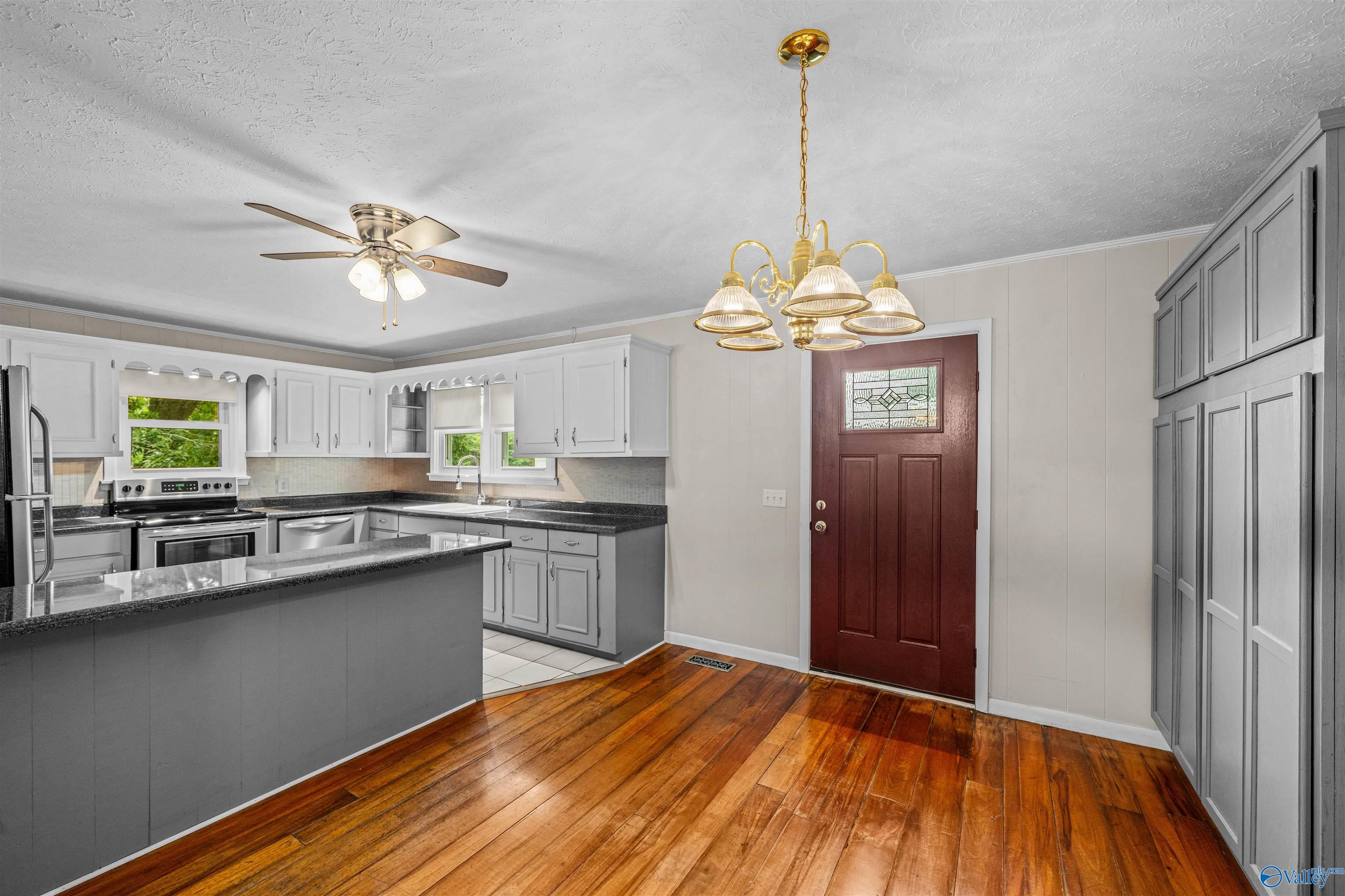 3612 Desoto Parkway