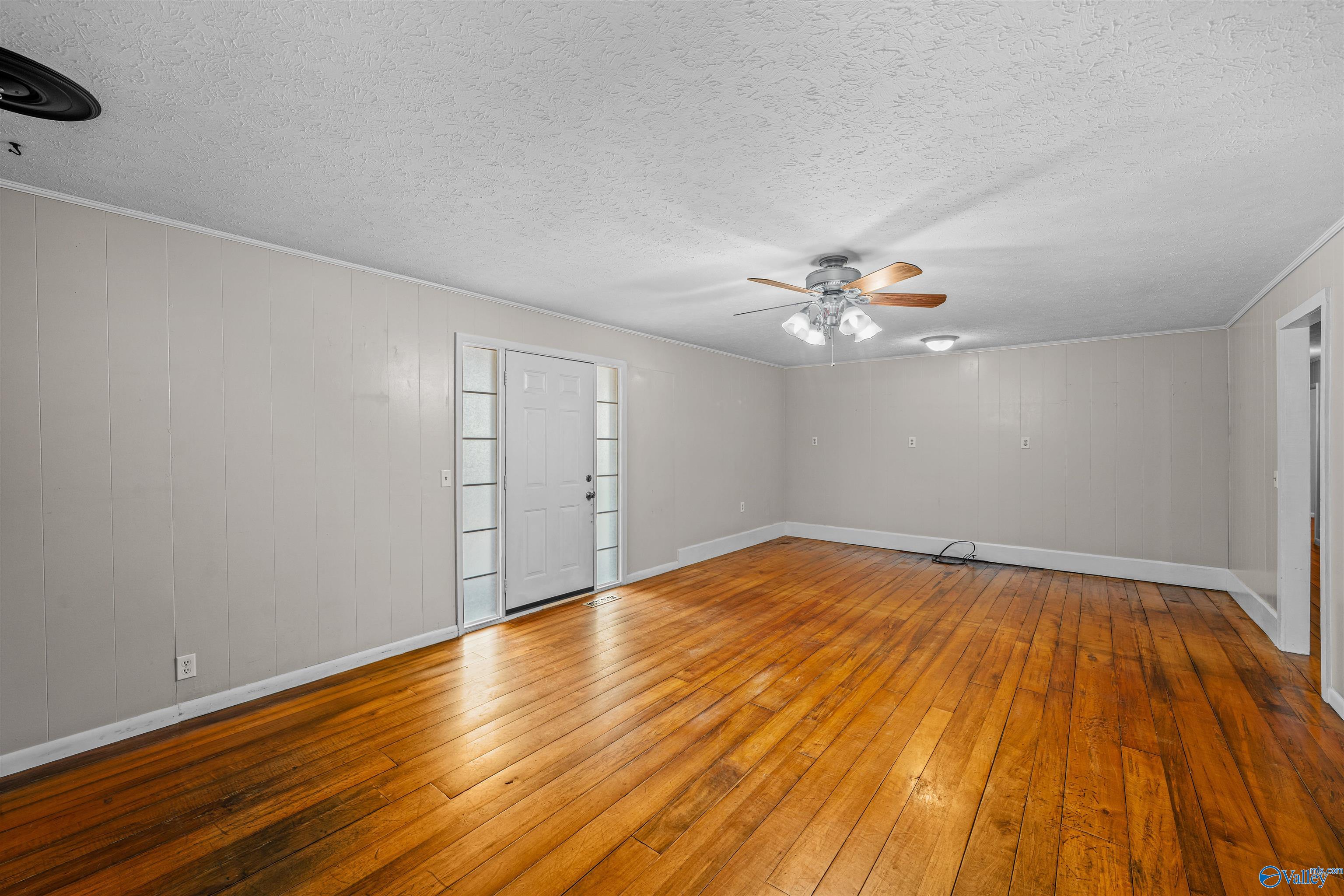3612 Desoto Parkway