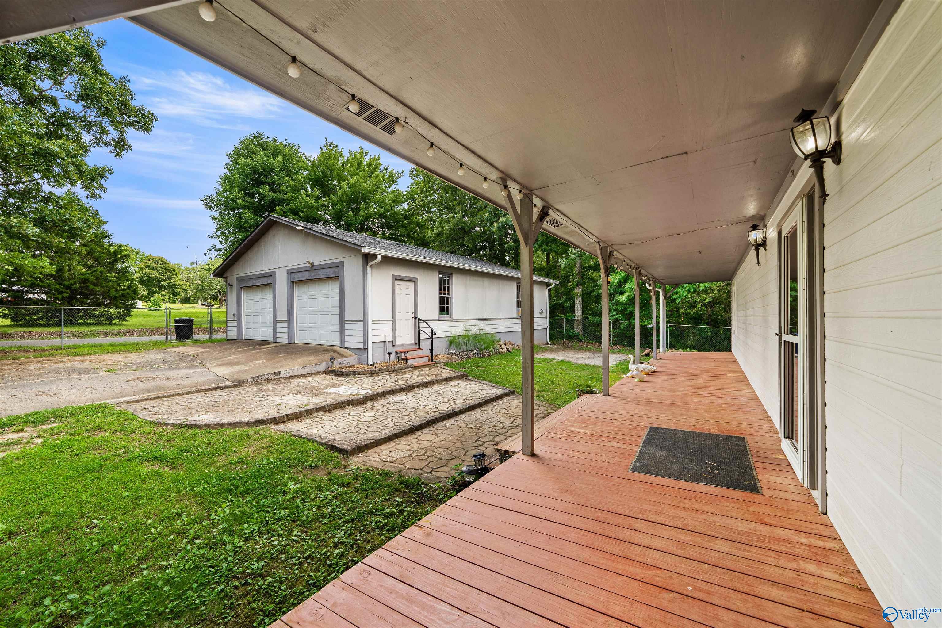 3612 Desoto Parkway