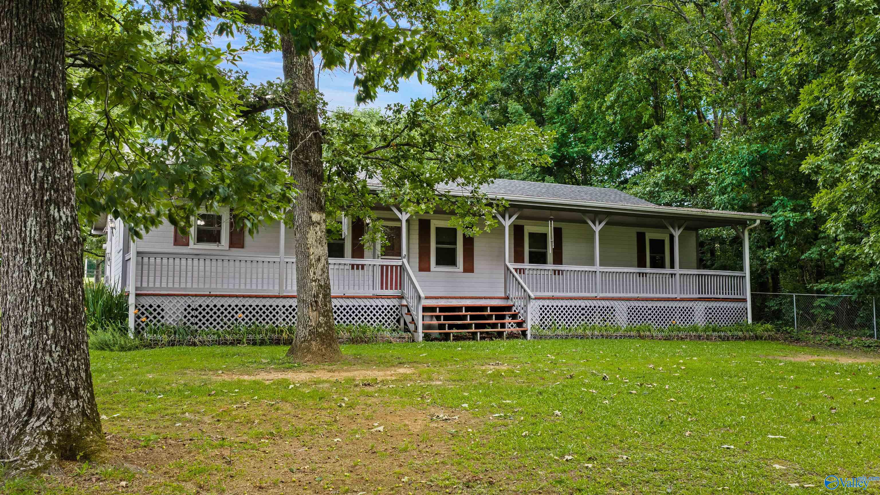 3612 Desoto Parkway