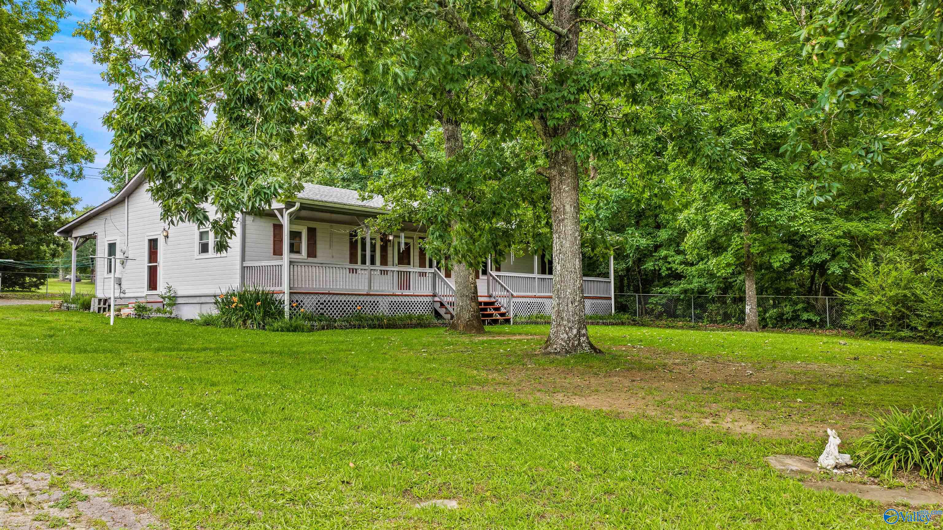 3612 Desoto Parkway
