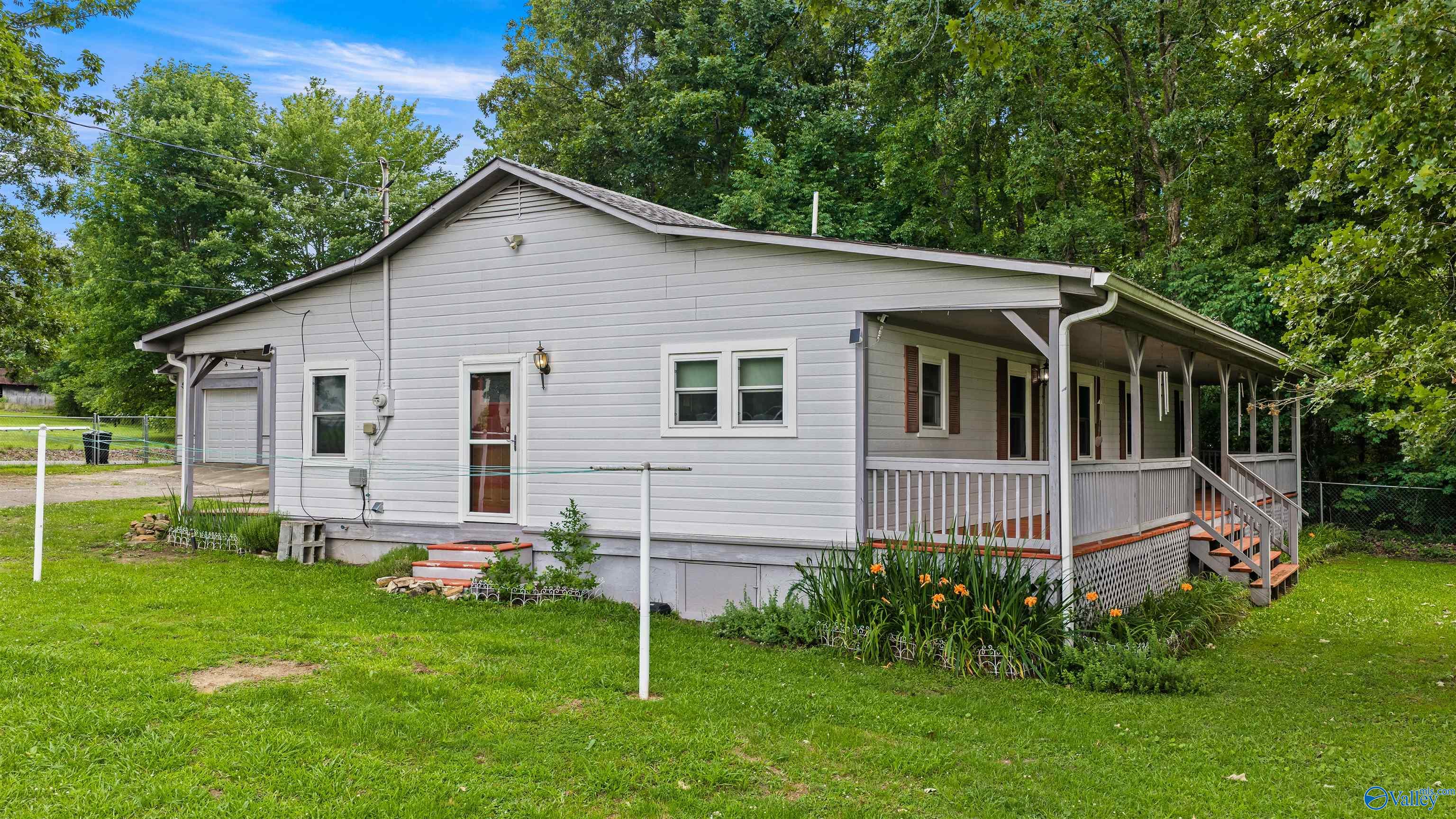 3612 Desoto Parkway