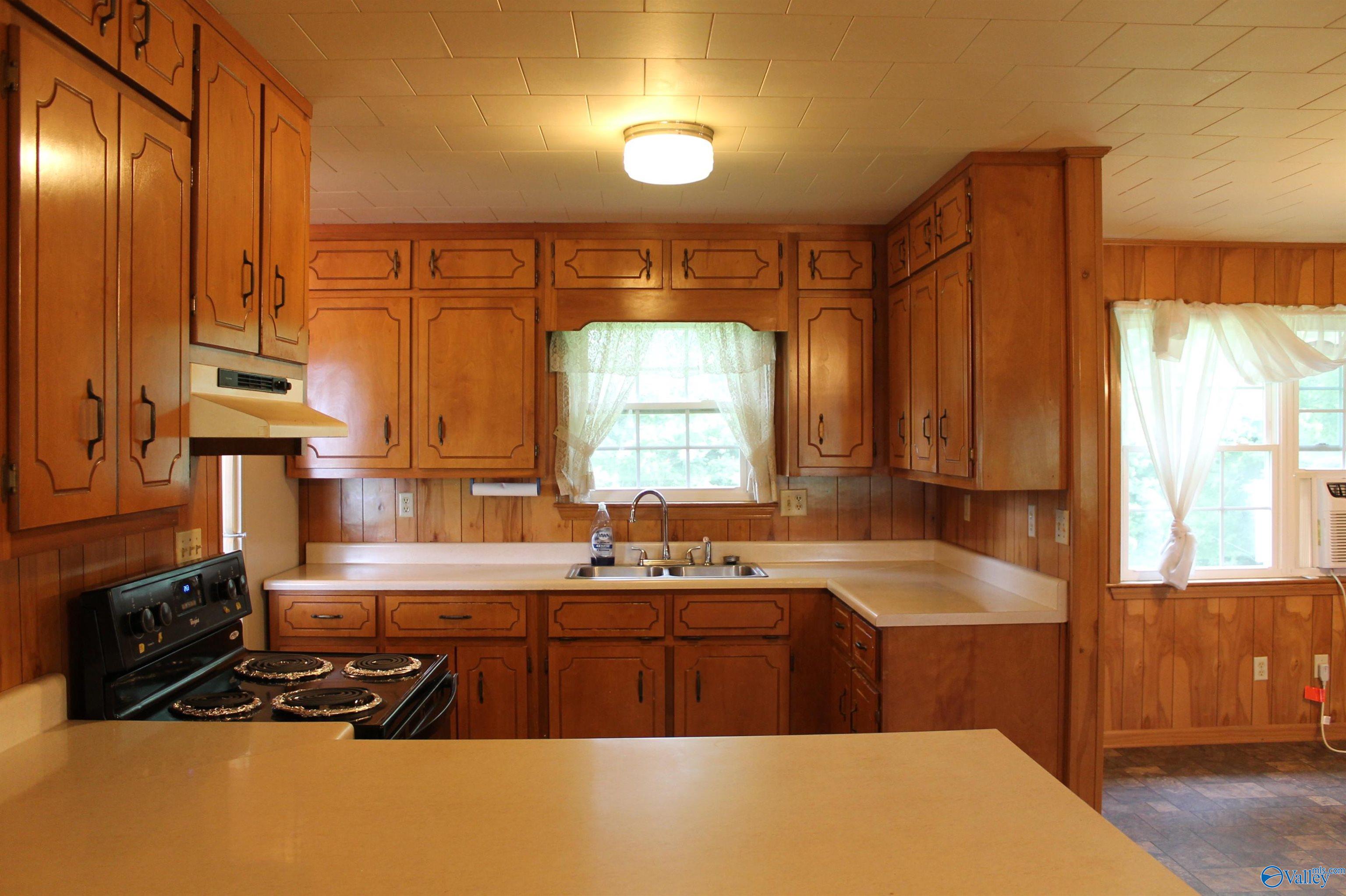 2202 E Main Street