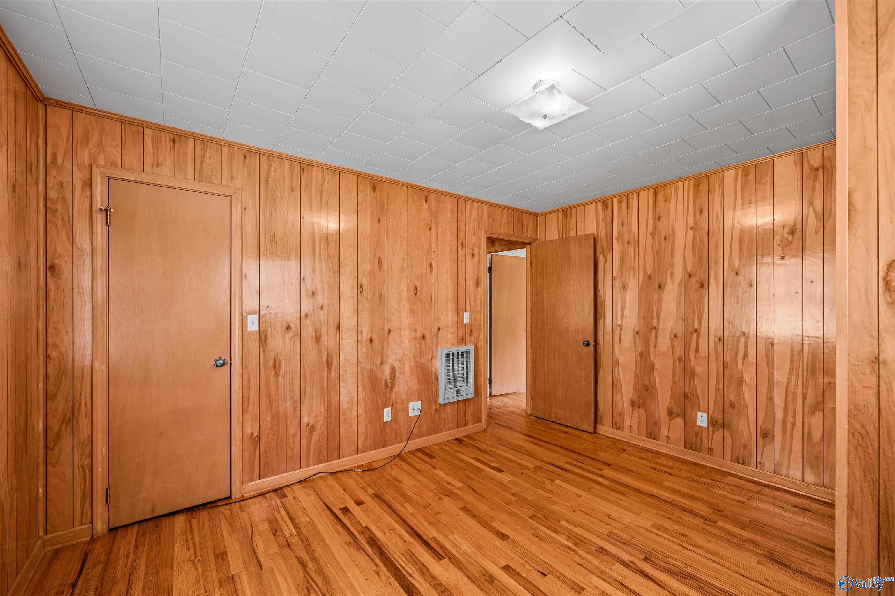 2202 E Main Street