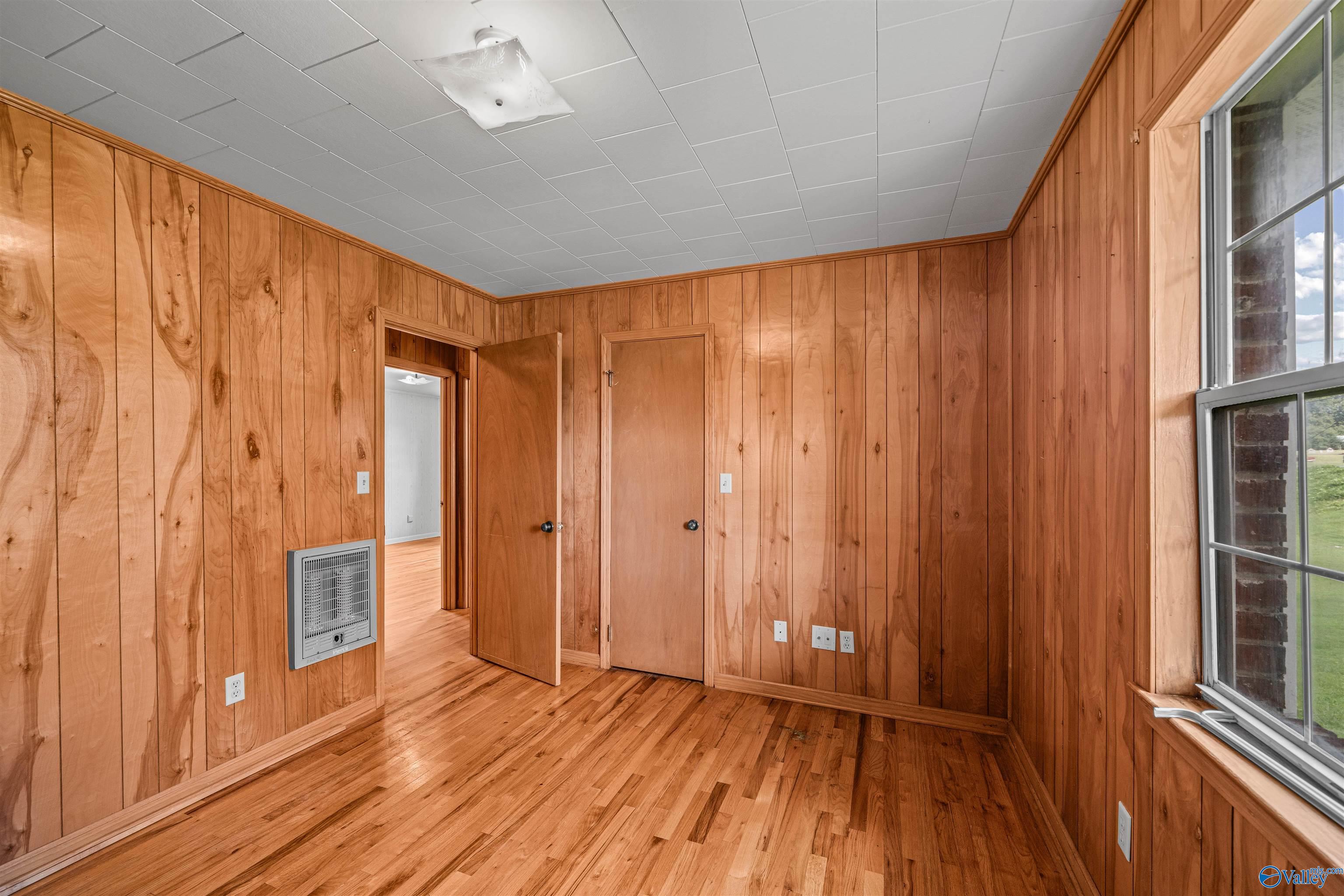 2202 E Main Street