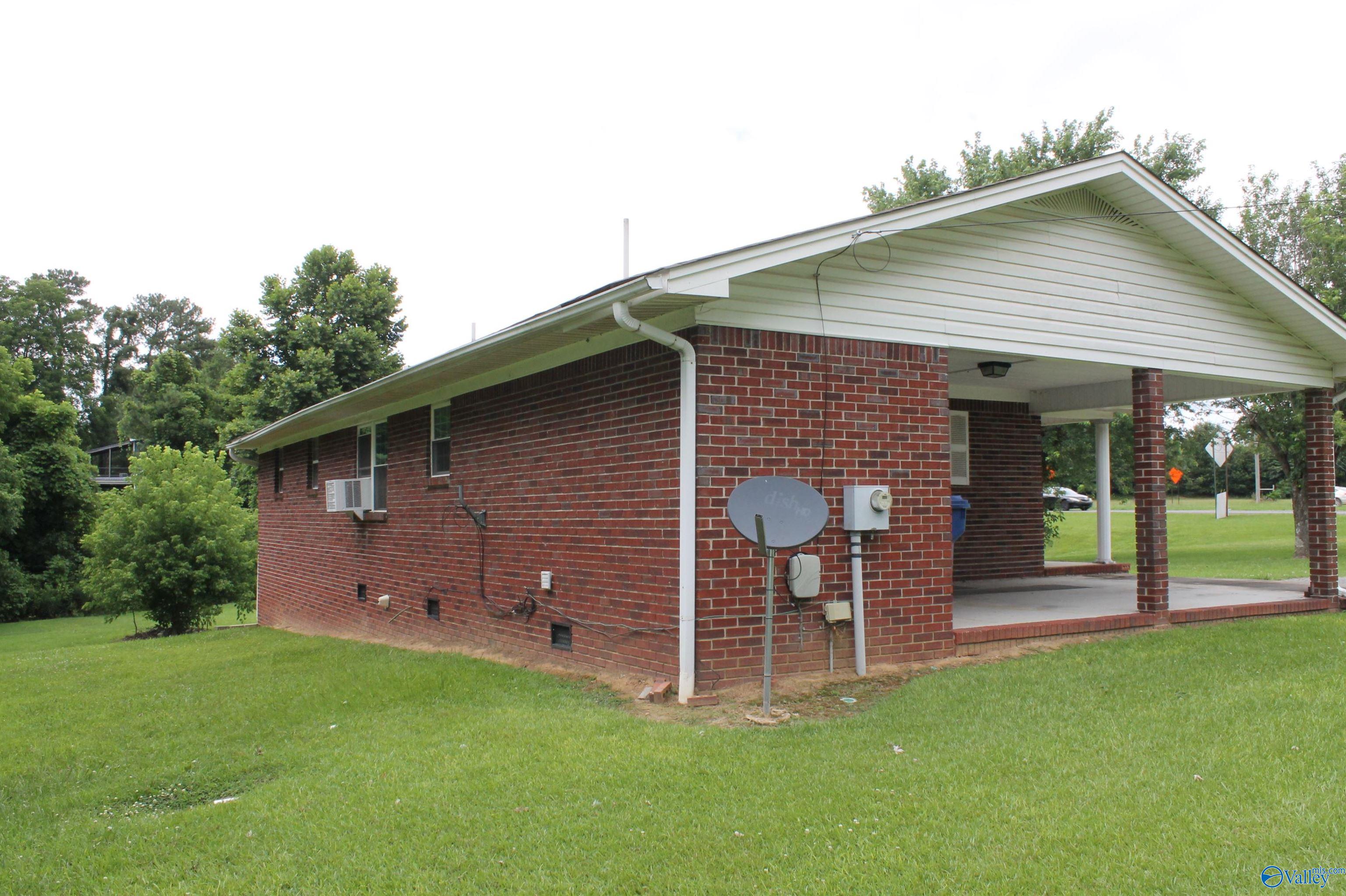 2202 E Main Street