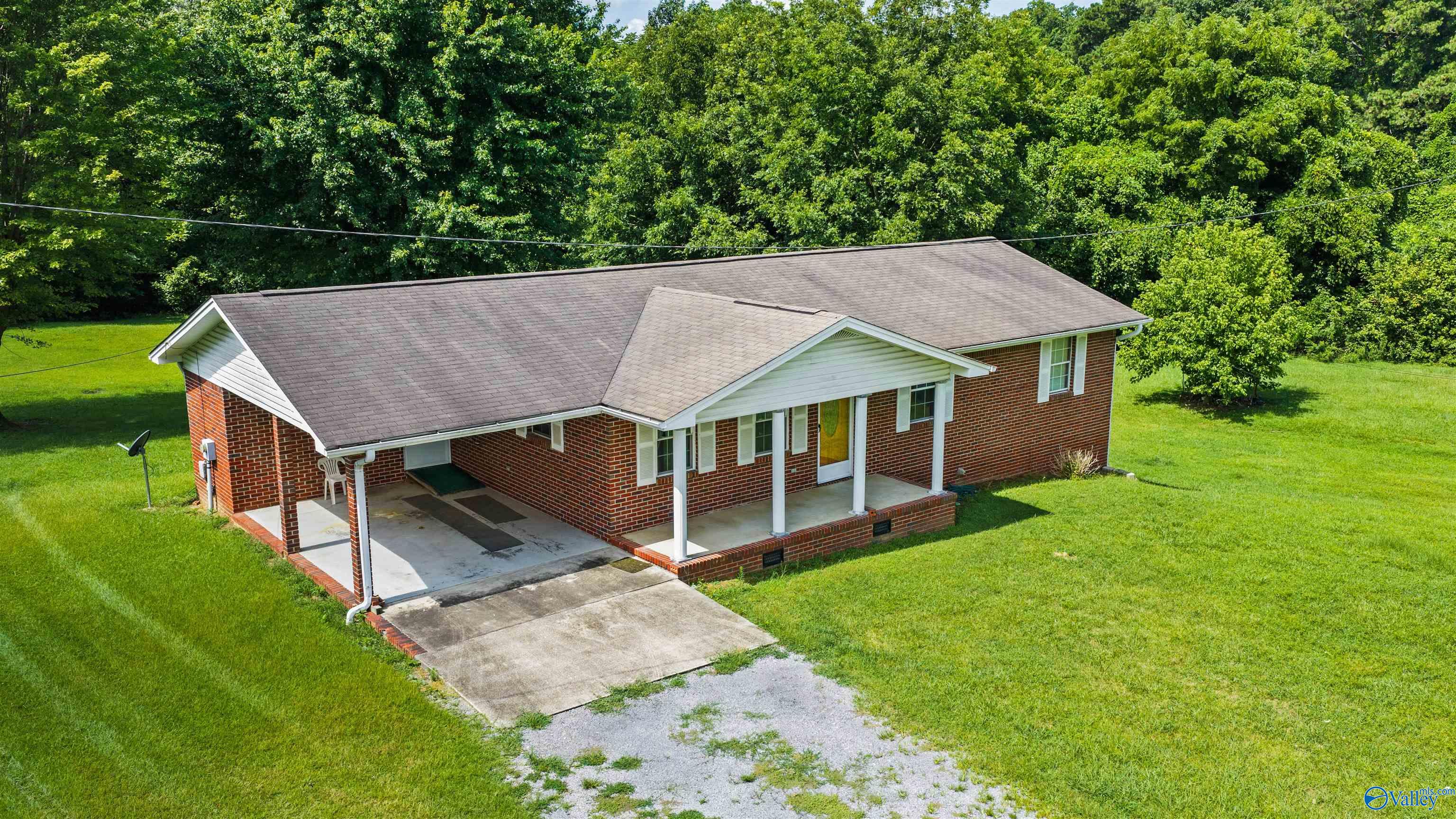 2202 E Main Street