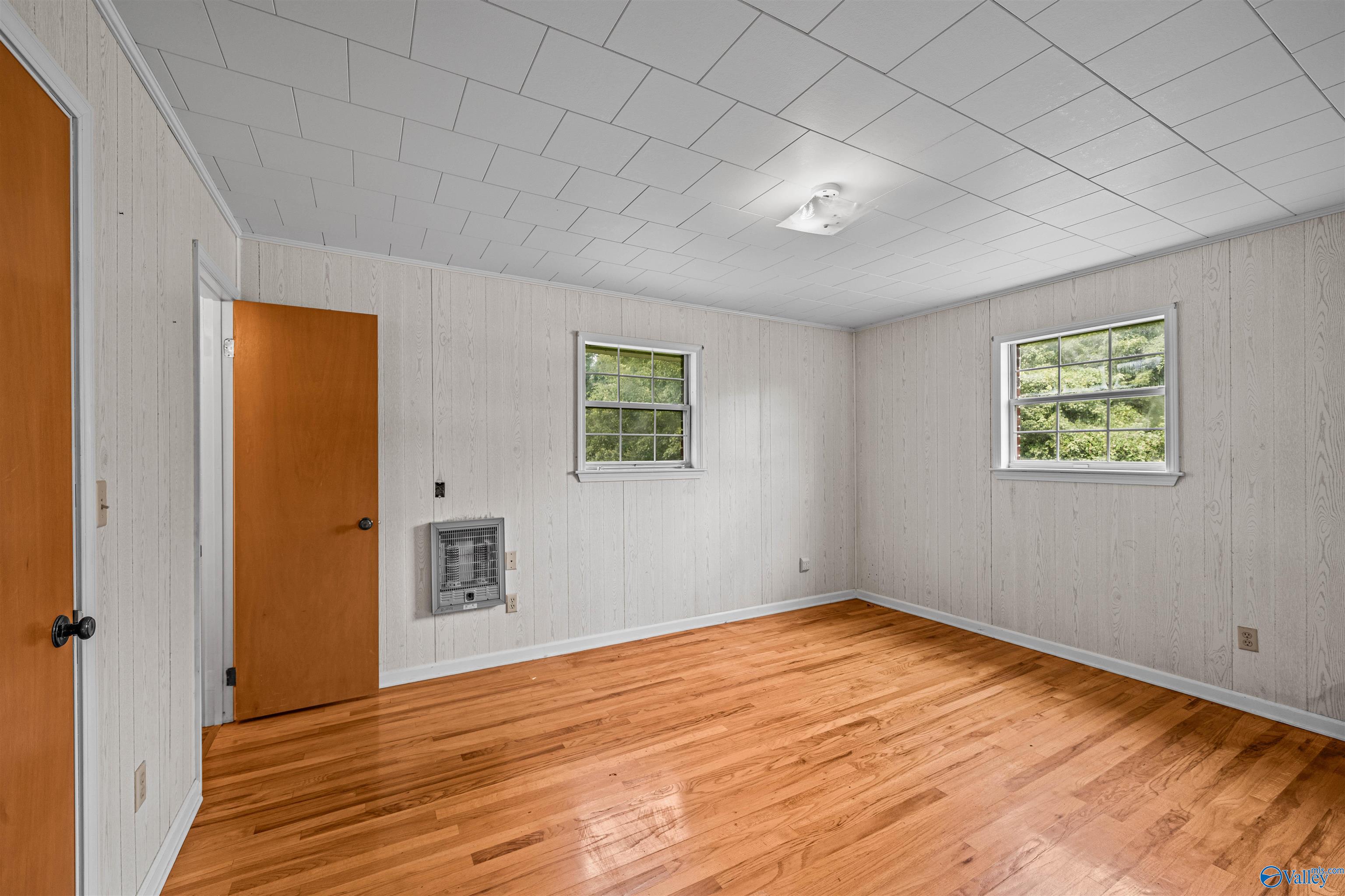 2202 E Main Street
