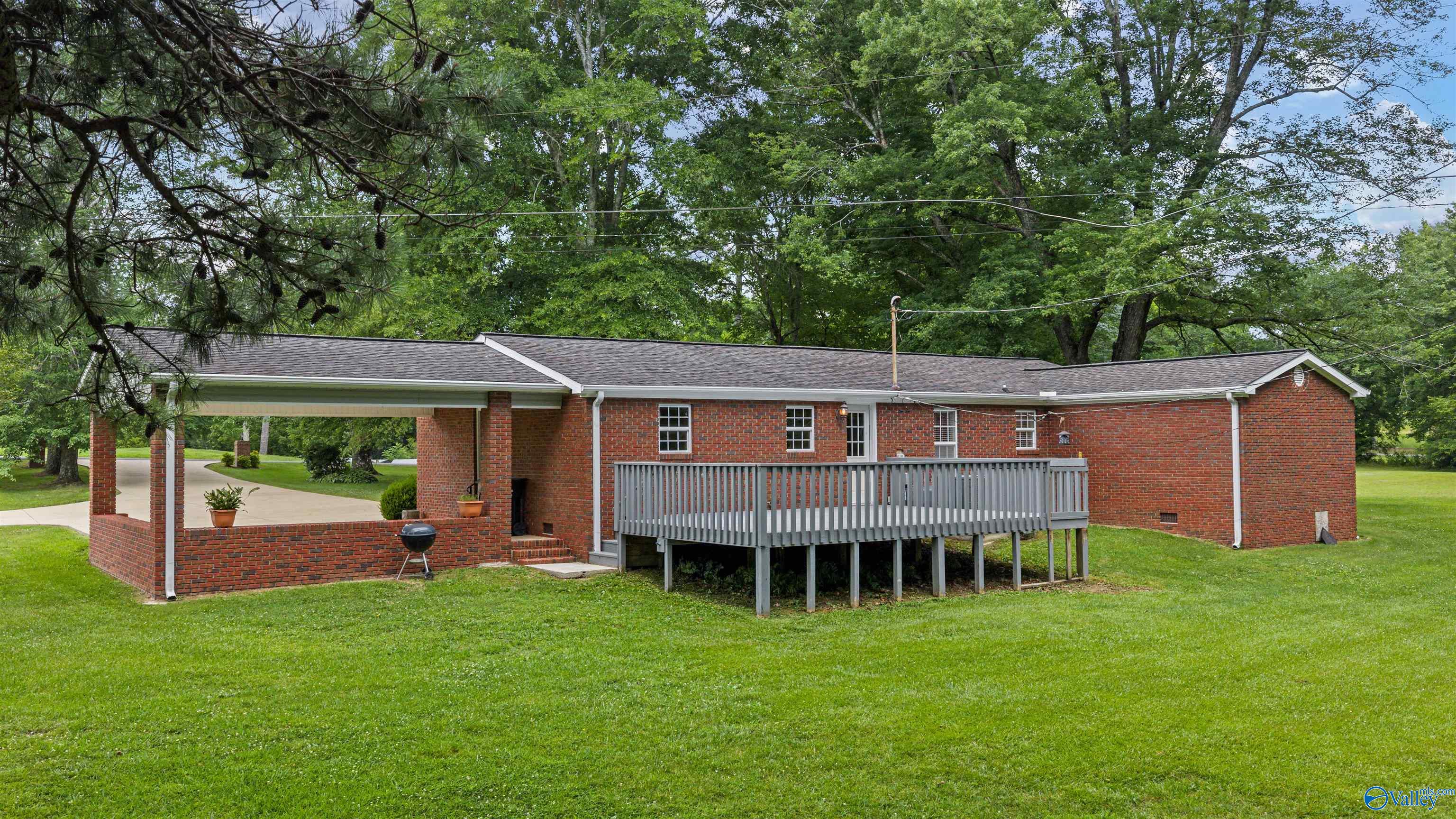 5801 Oakhill Road NE