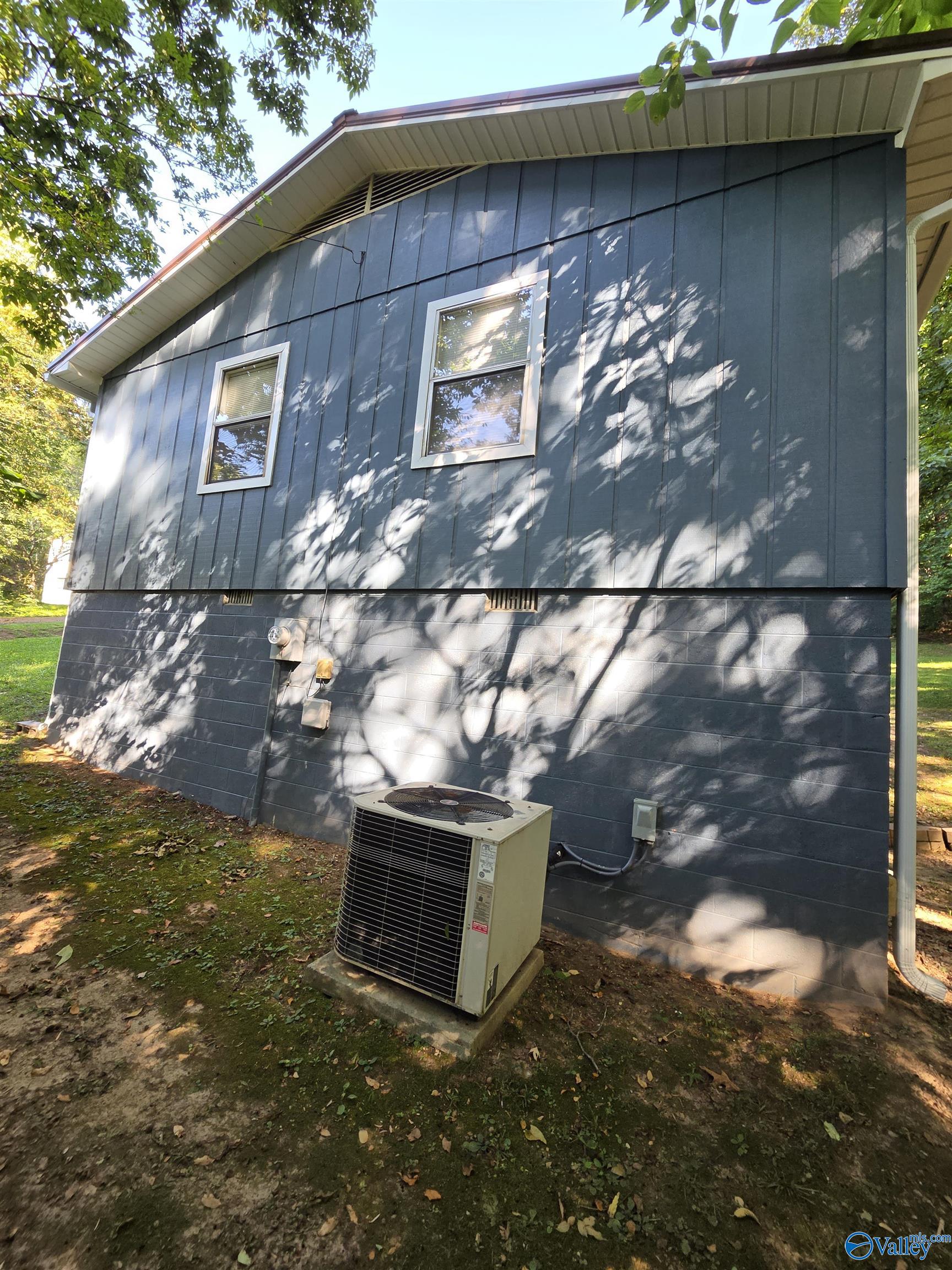 604 NE 18th Street