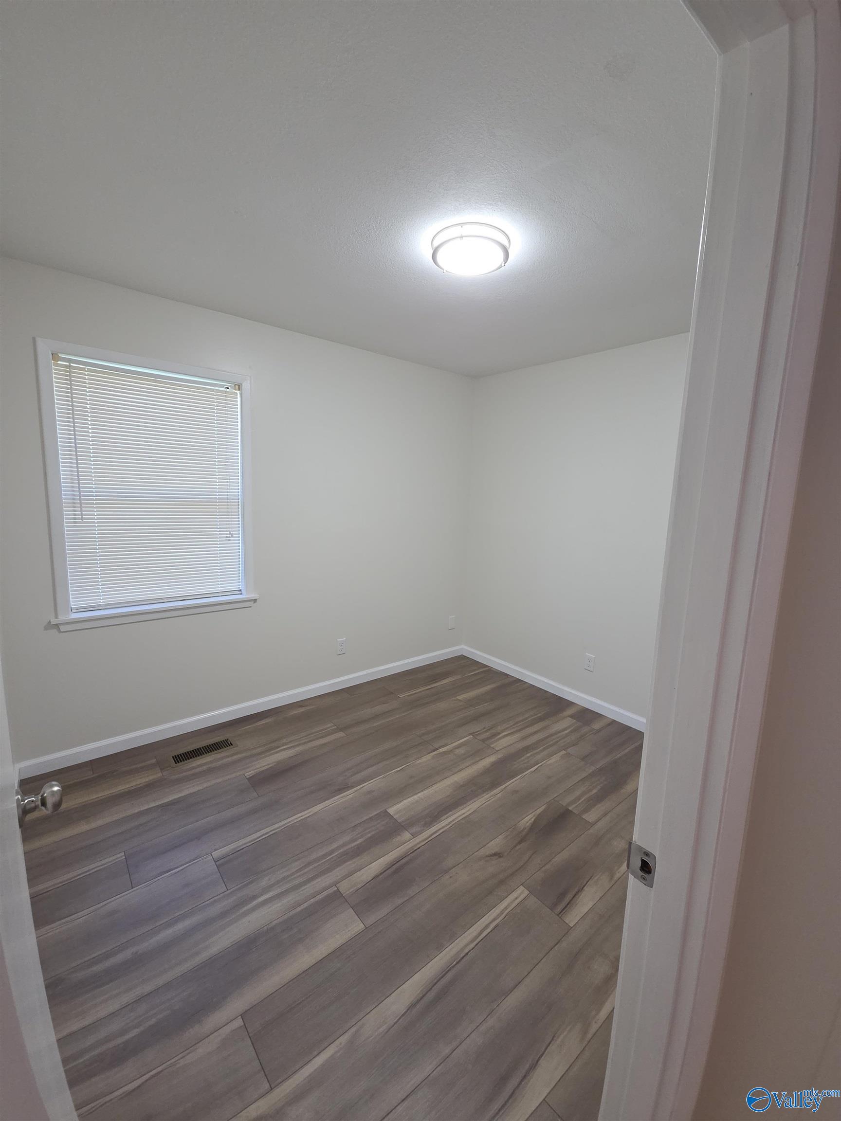 604 NE 18th Street