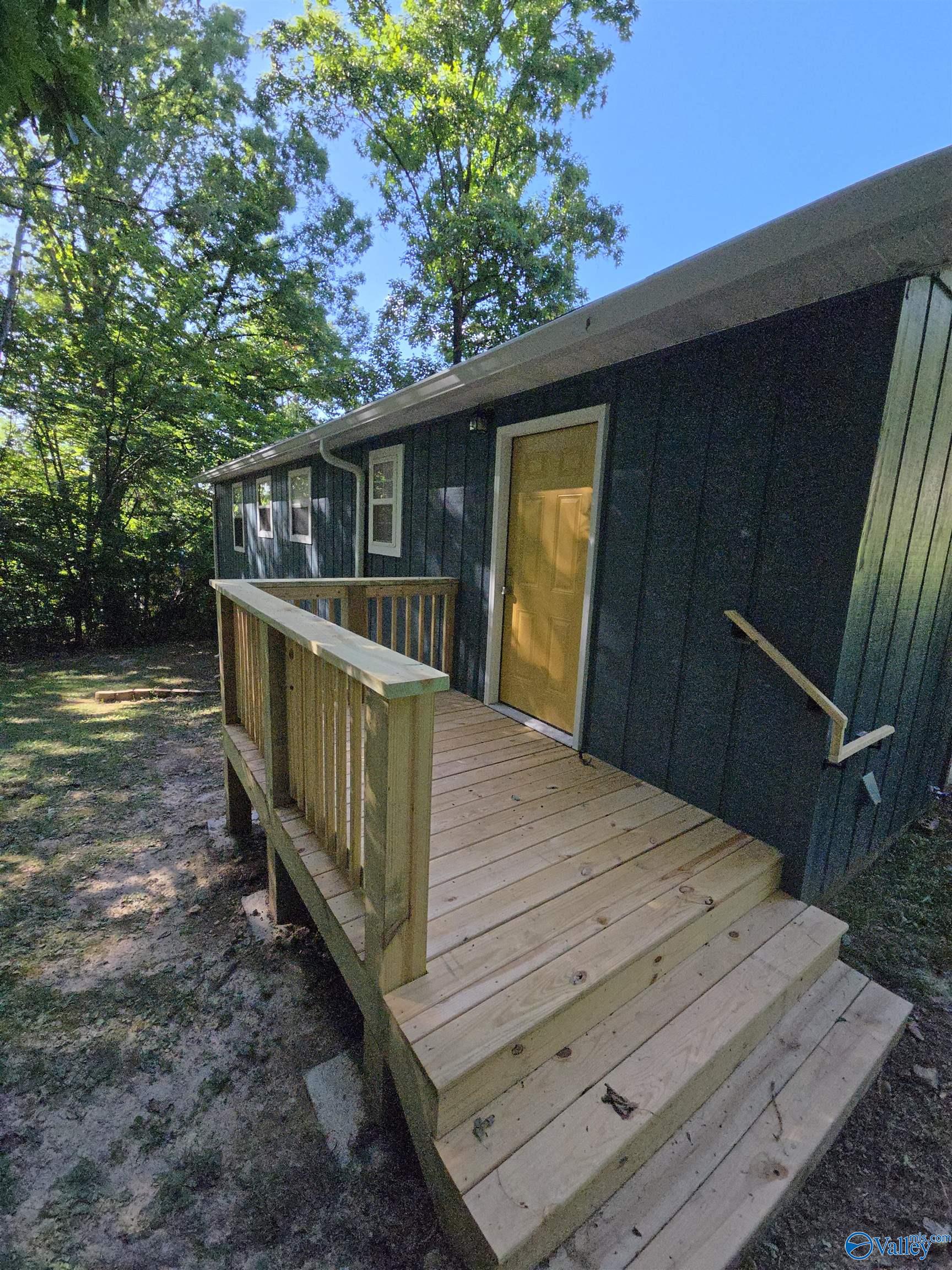 604 NE 18th Street