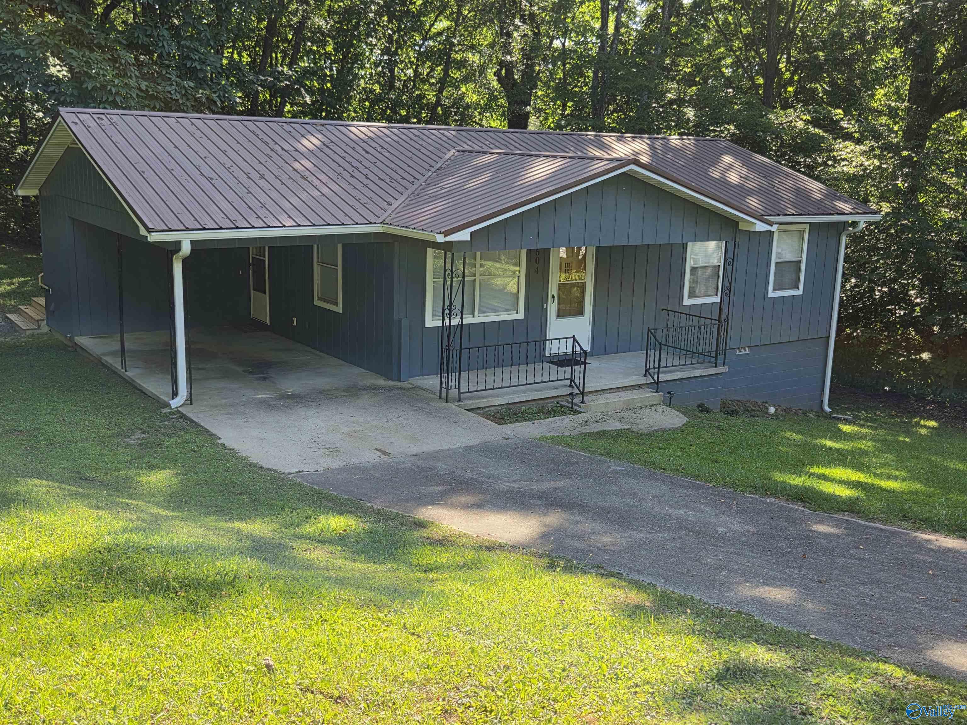 604 NE 18th Street