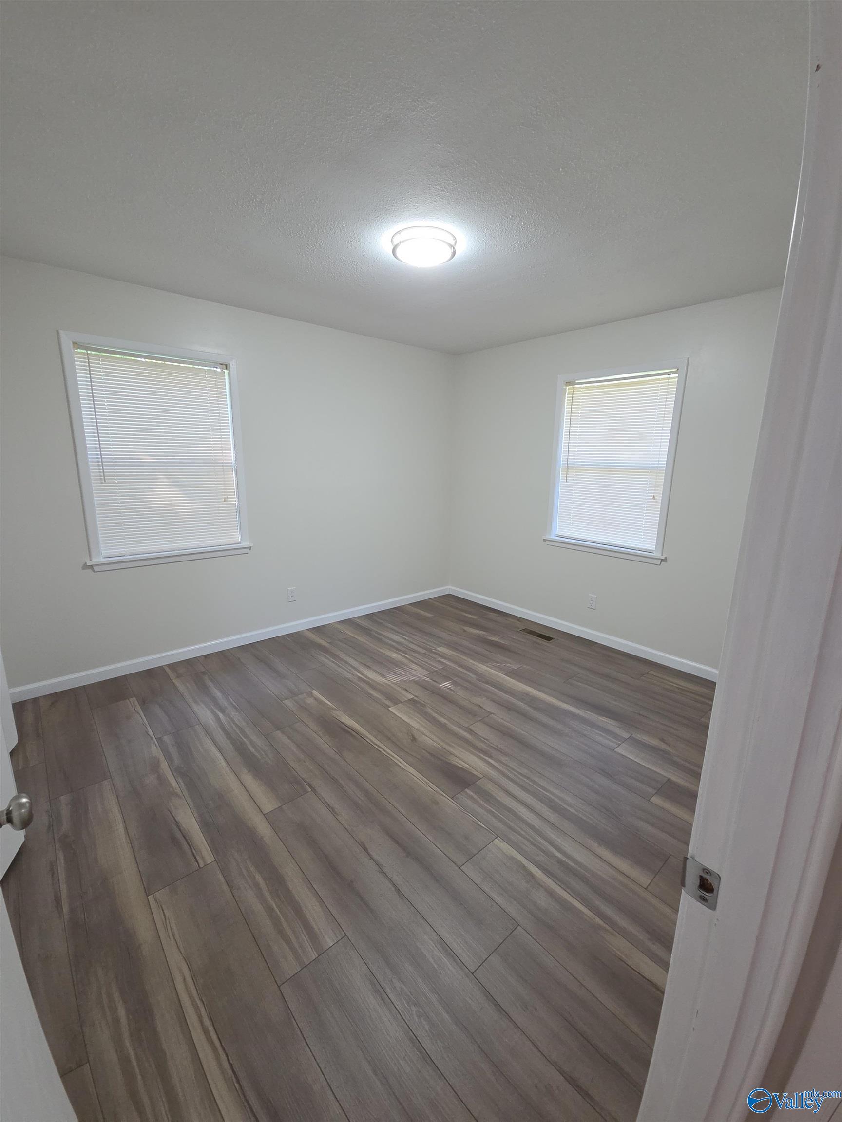 604 NE 18th Street