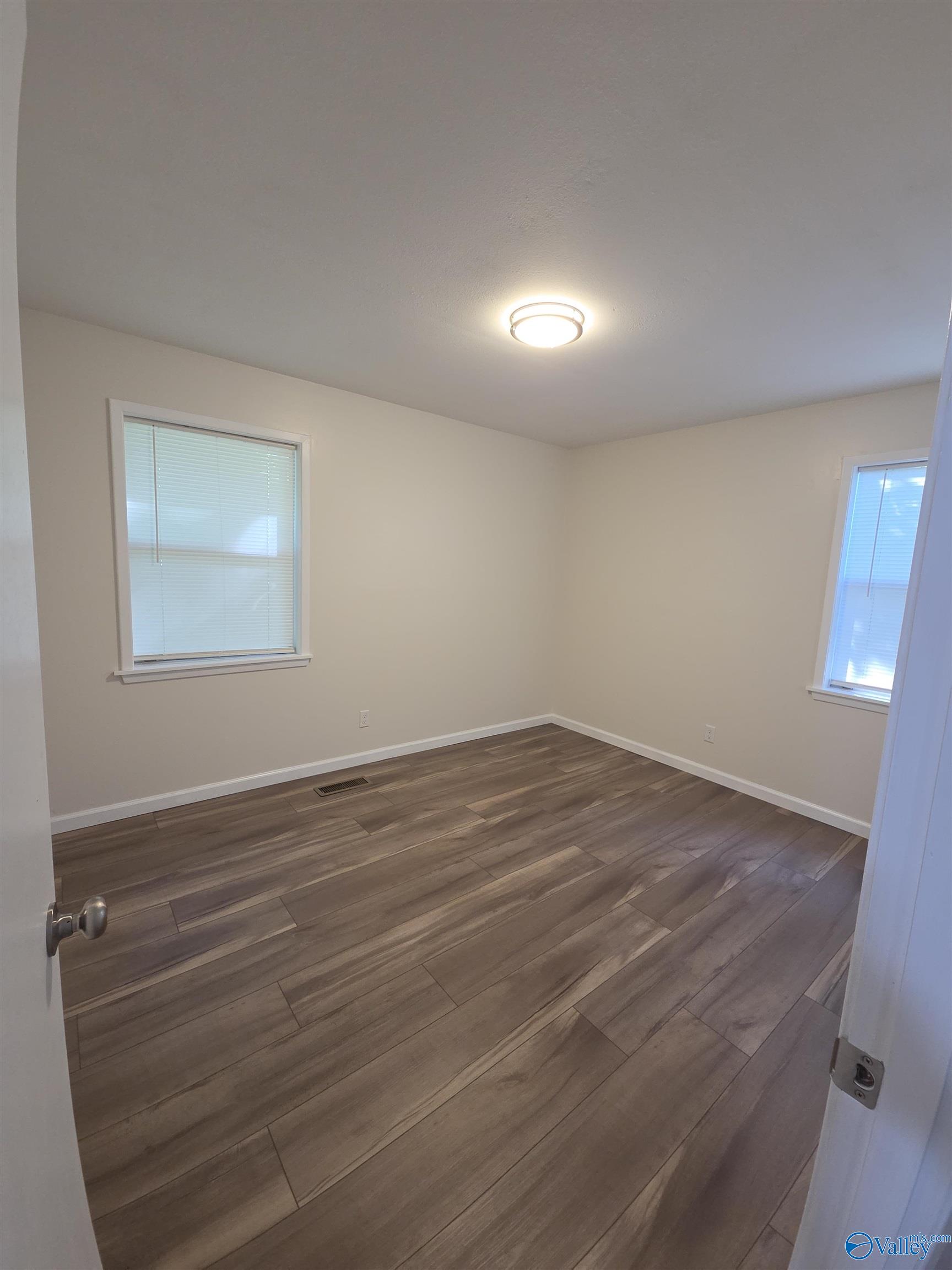 604 NE 18th Street