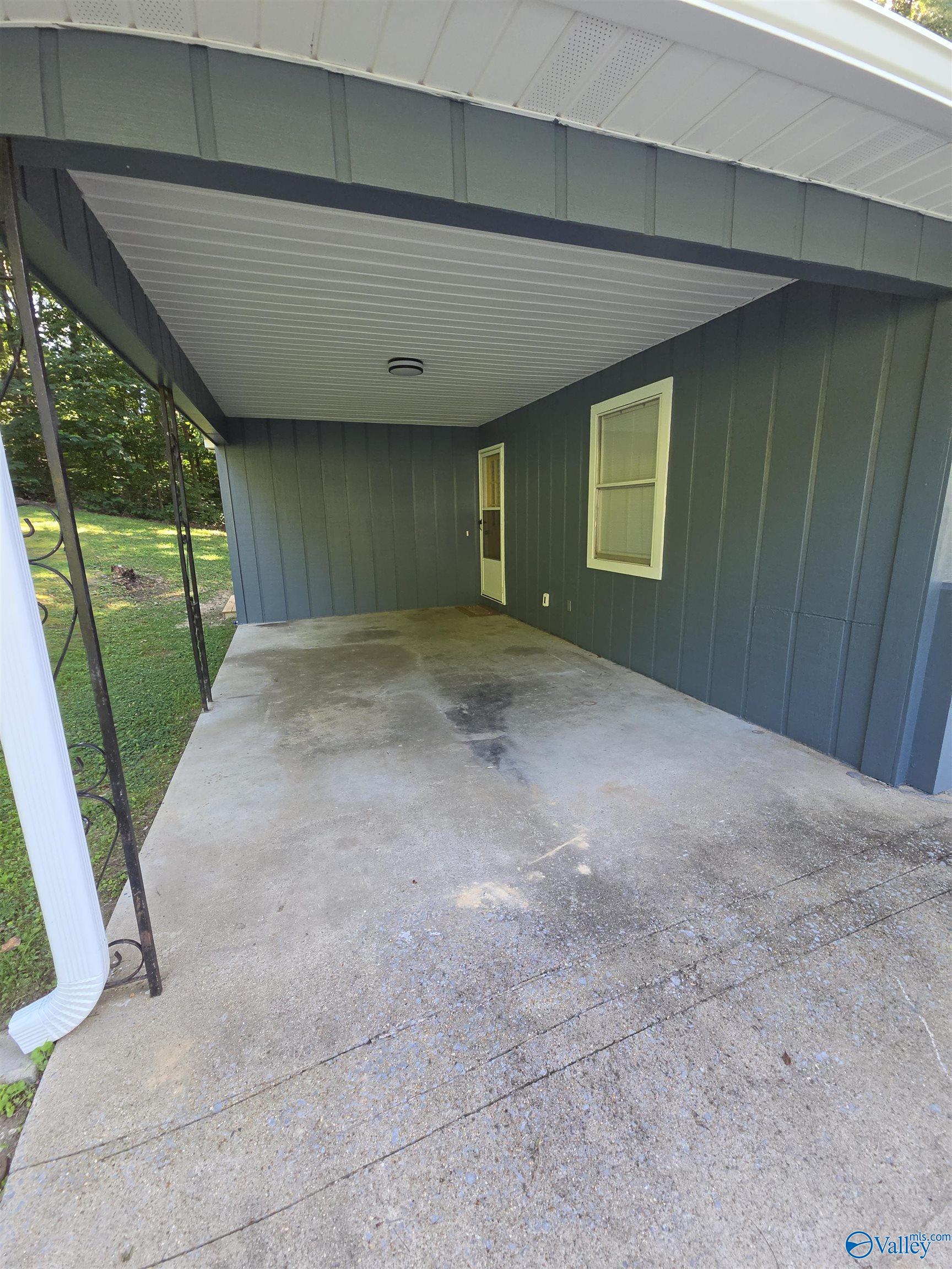 604 NE 18th Street
