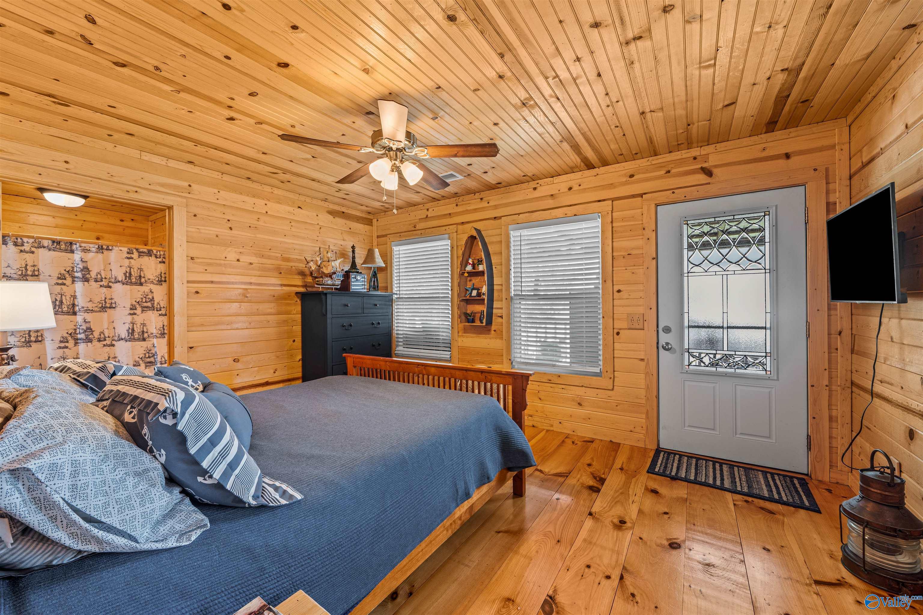 220 County Road 803