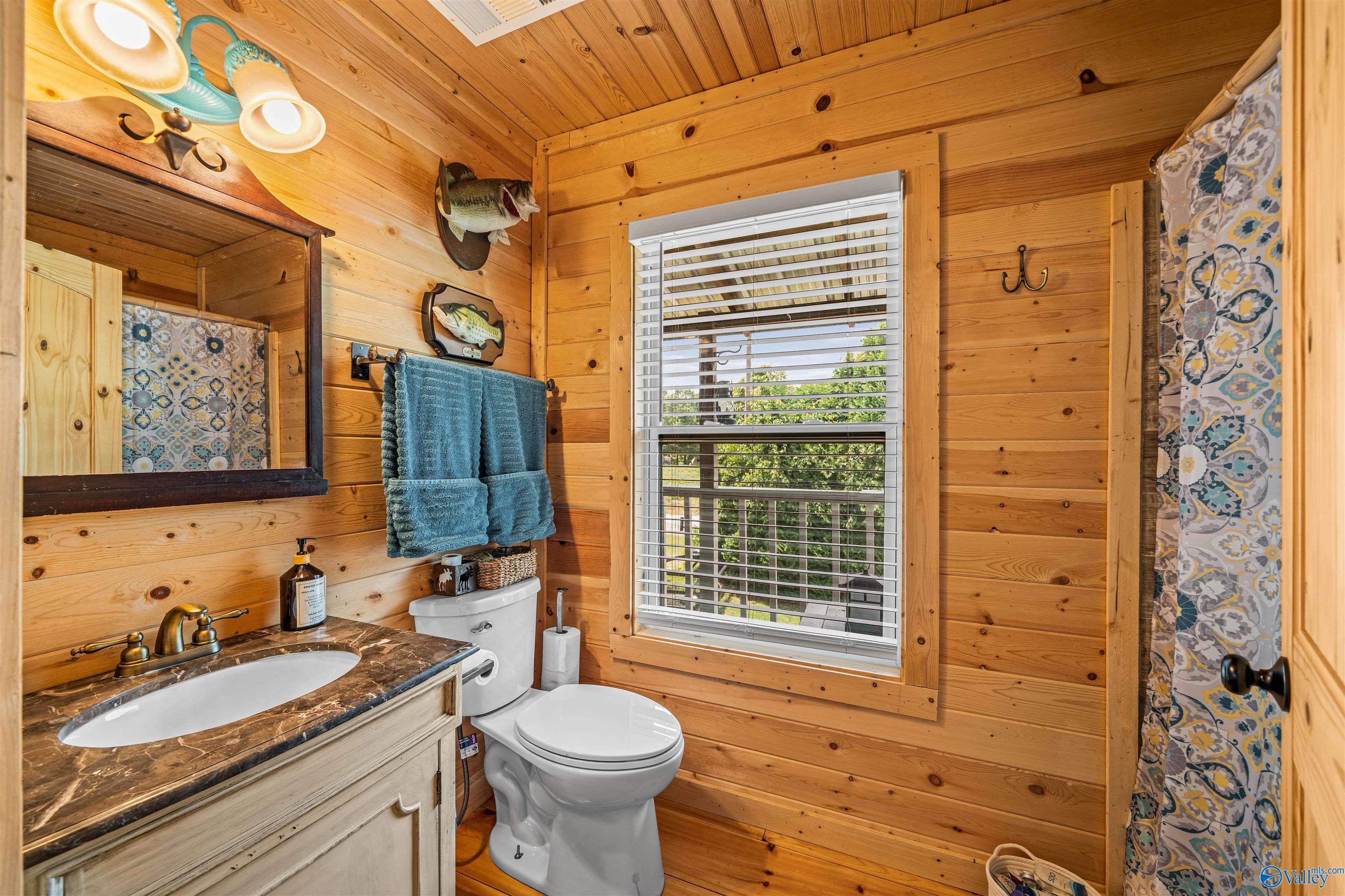 220 County Road 803