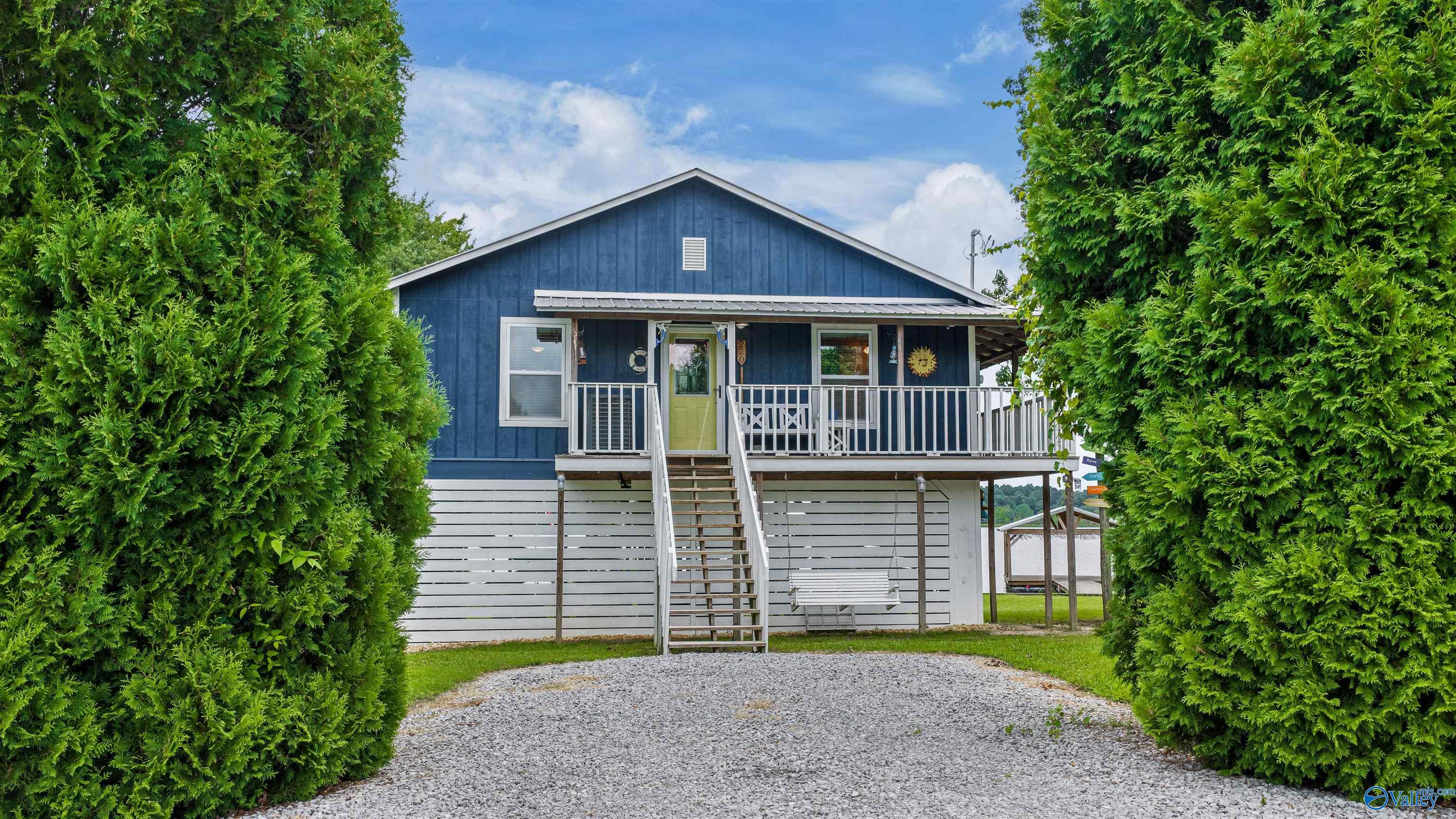 220 County Road 803