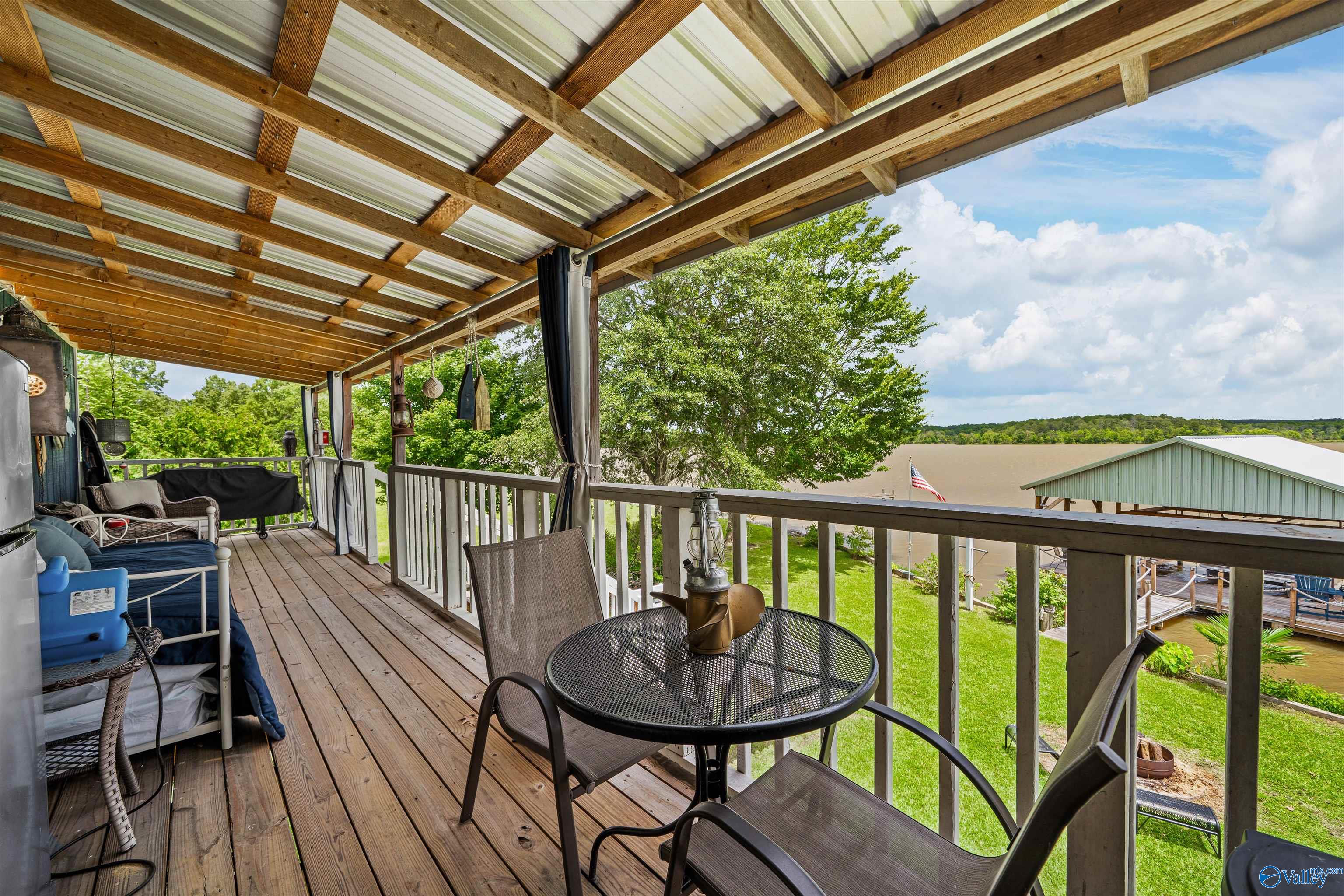 220 County Road 803