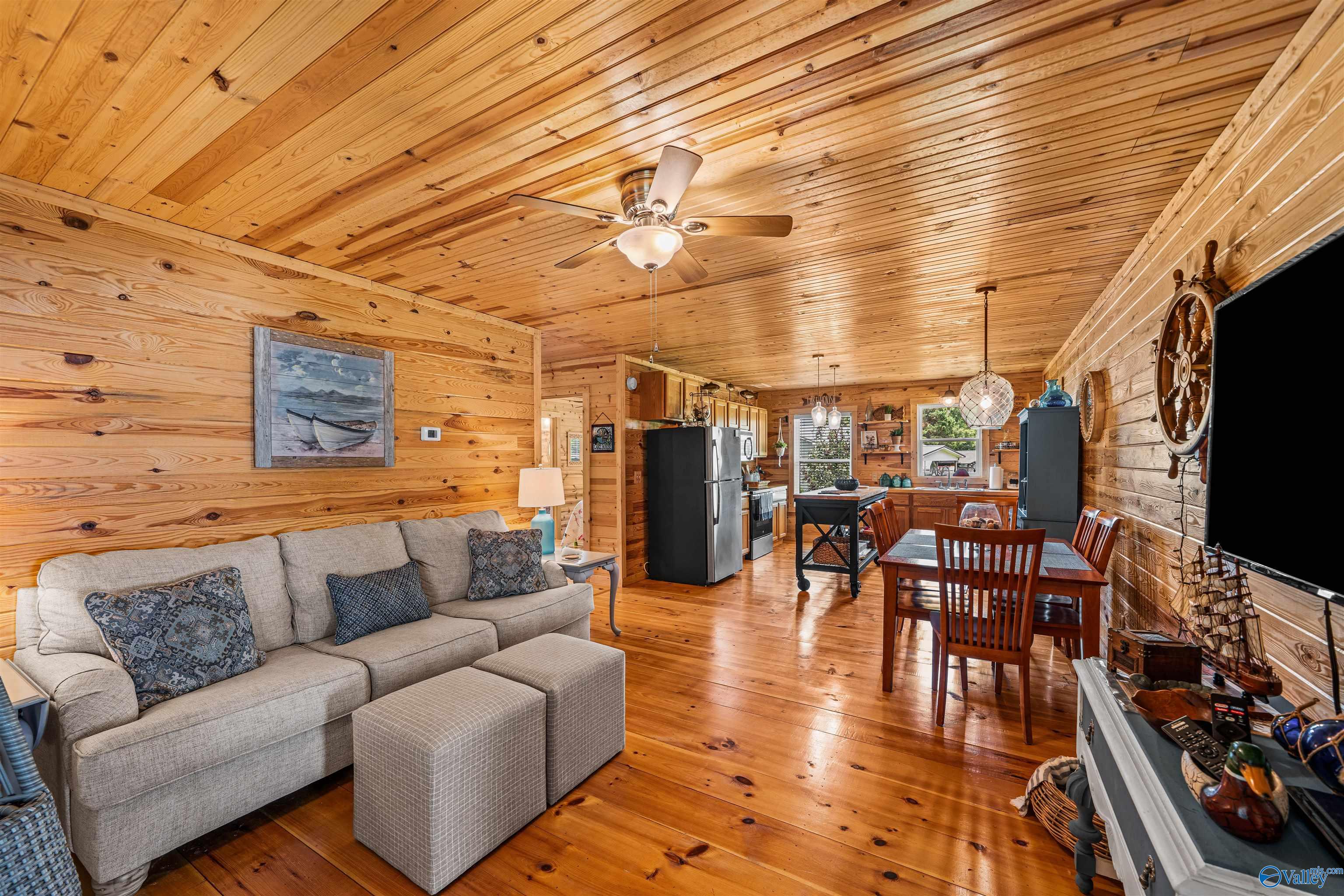 220 County Road 803
